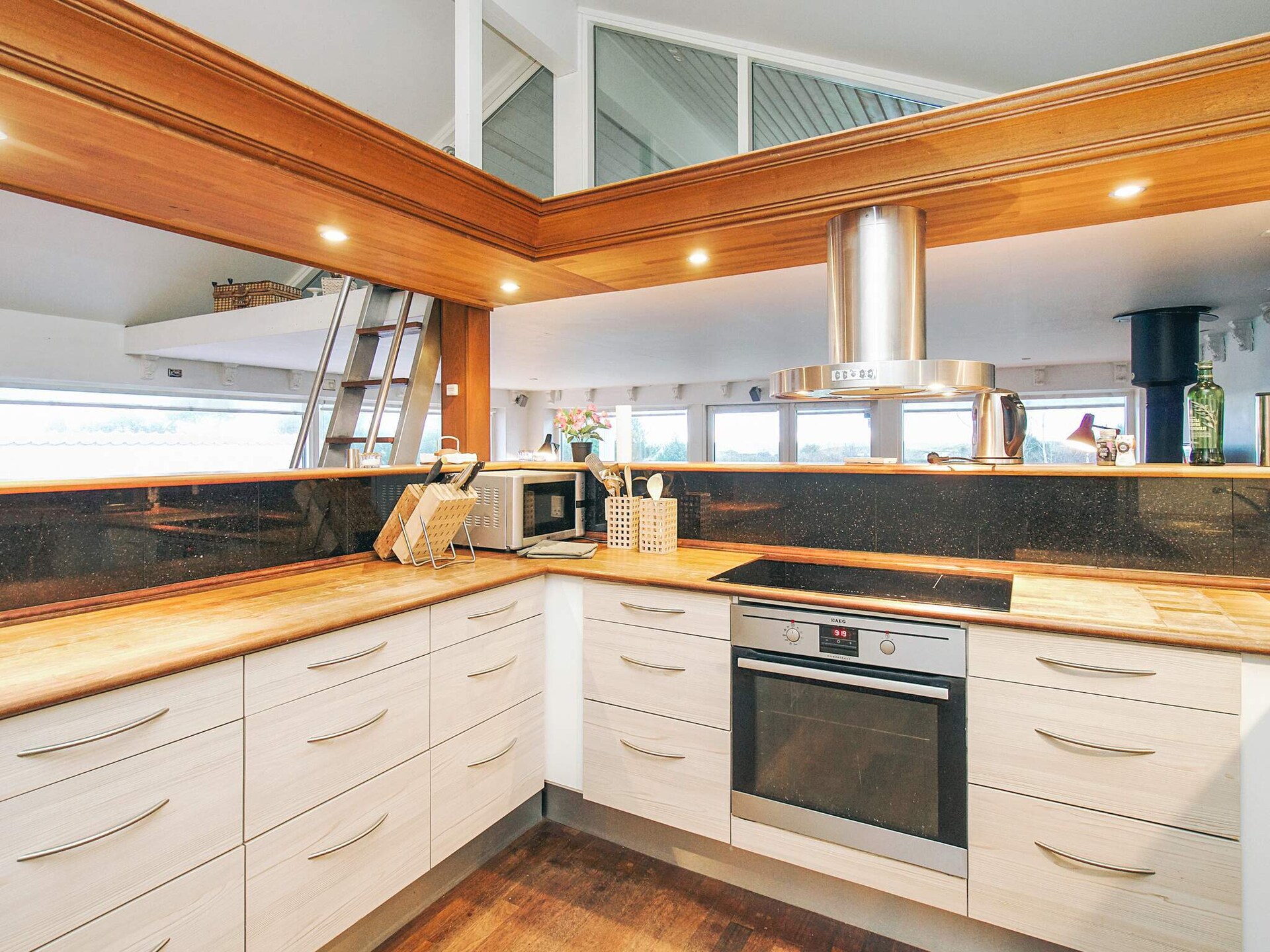 Ruim vakantiehuis met sauna op 200 meter van zee, Sjællands Odde - foto 14
