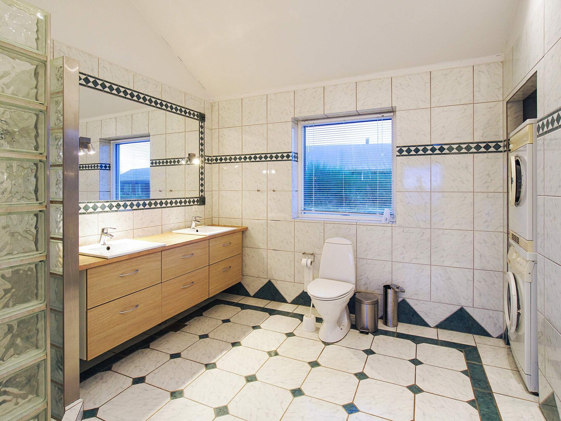 Ruim vakantiehuis met sauna op 200 meter van zee, Sjællands Odde - foto 21
