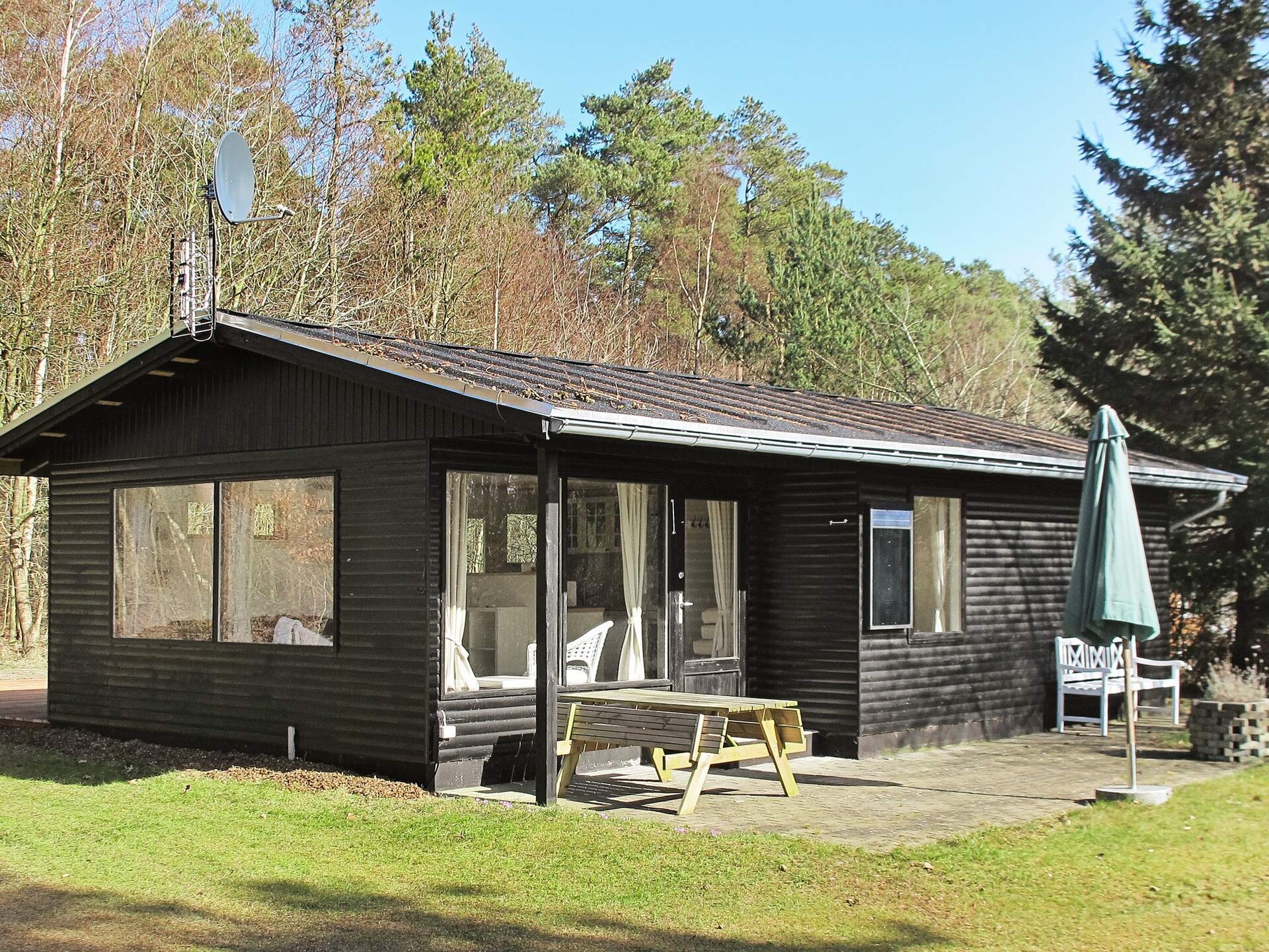 Vrijstaand vakantiehuis in Hals met houten terras, 1,4 km van zee - foto 1