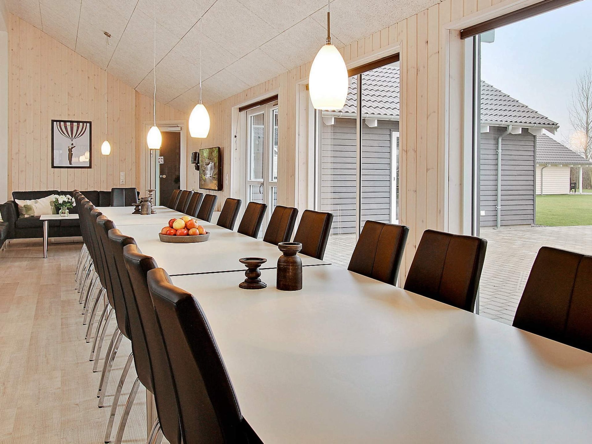 Op 950 m van zee: ruim vakantiehuis in Kappeln voor 24 personen · 298 m² - foto 9
