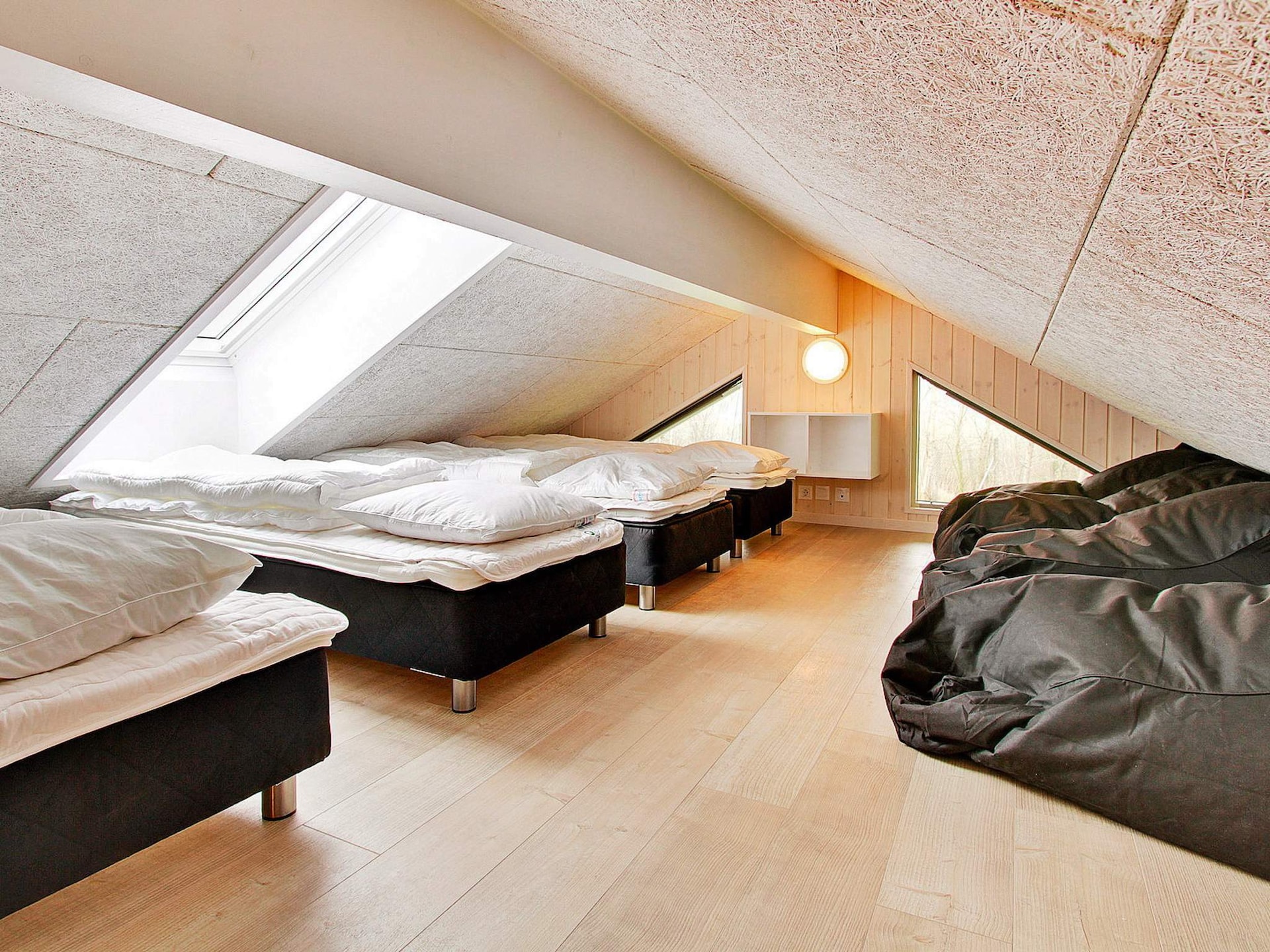 Op 950 m van zee: ruim vakantiehuis in Kappeln voor 24 personen · 298 m² - foto 17