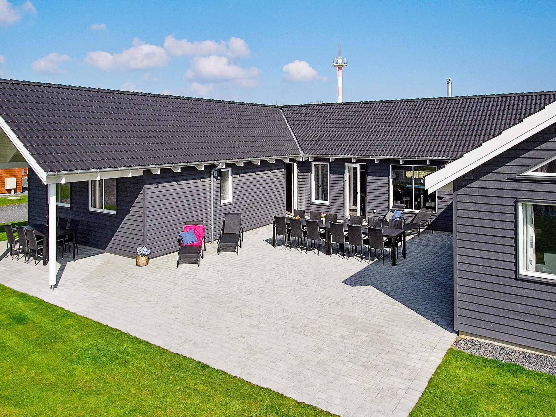 Op 950 m van zee: ruim vakantiehuis in Kappeln voor 20 personen - foto 2