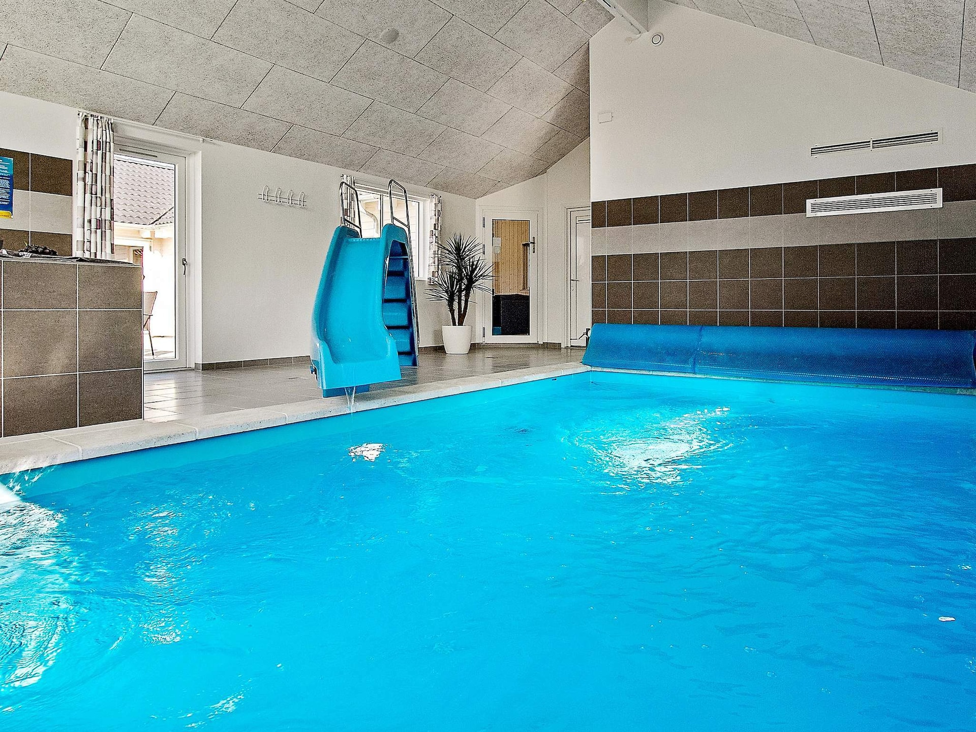 22-persoons vakantiehuis in Kappeln op 950m van zee - foto 3