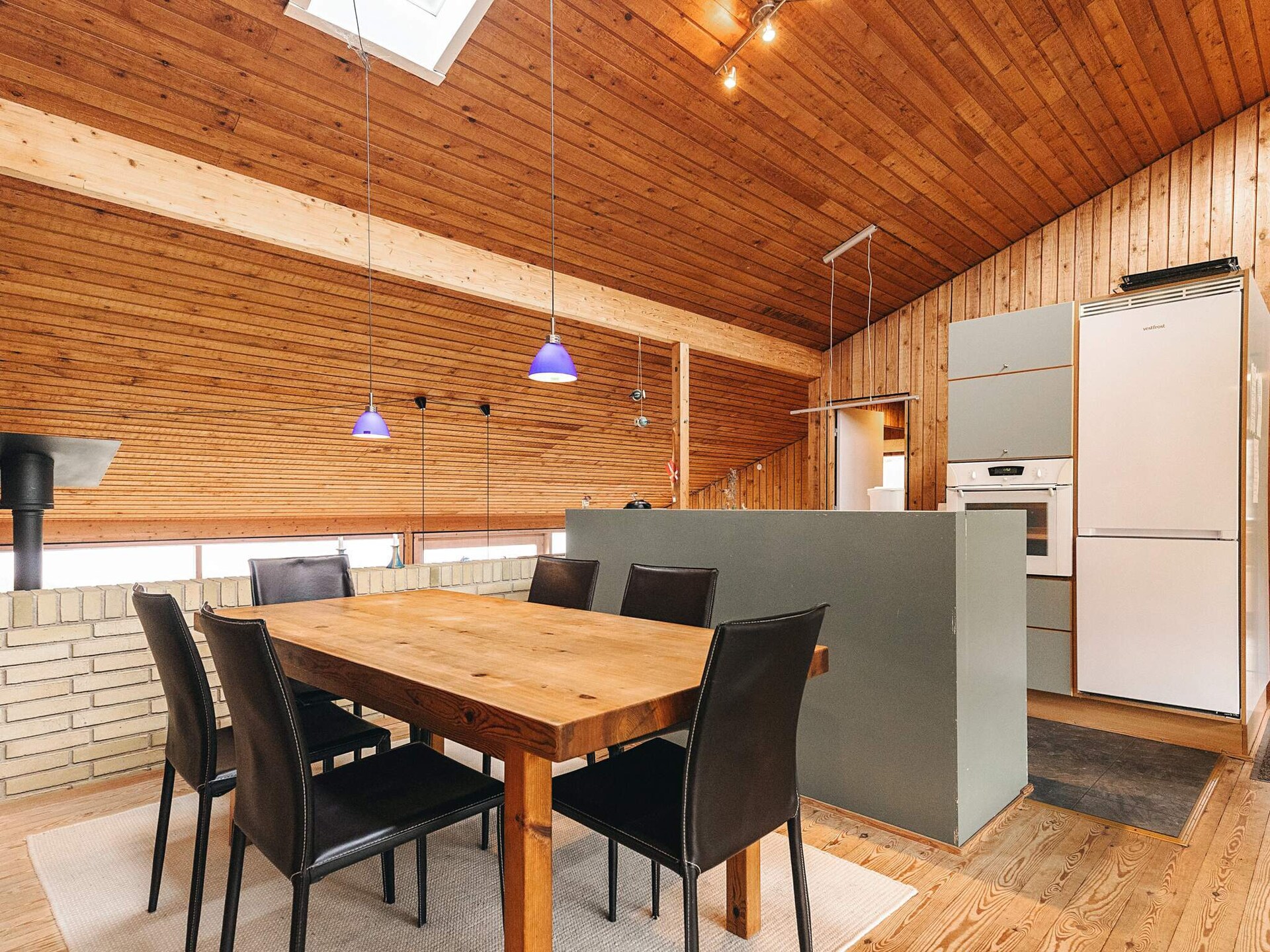 Architectonisch vakantiehuis met sauna en panoramisch zeezicht op 80 meter - foto 14