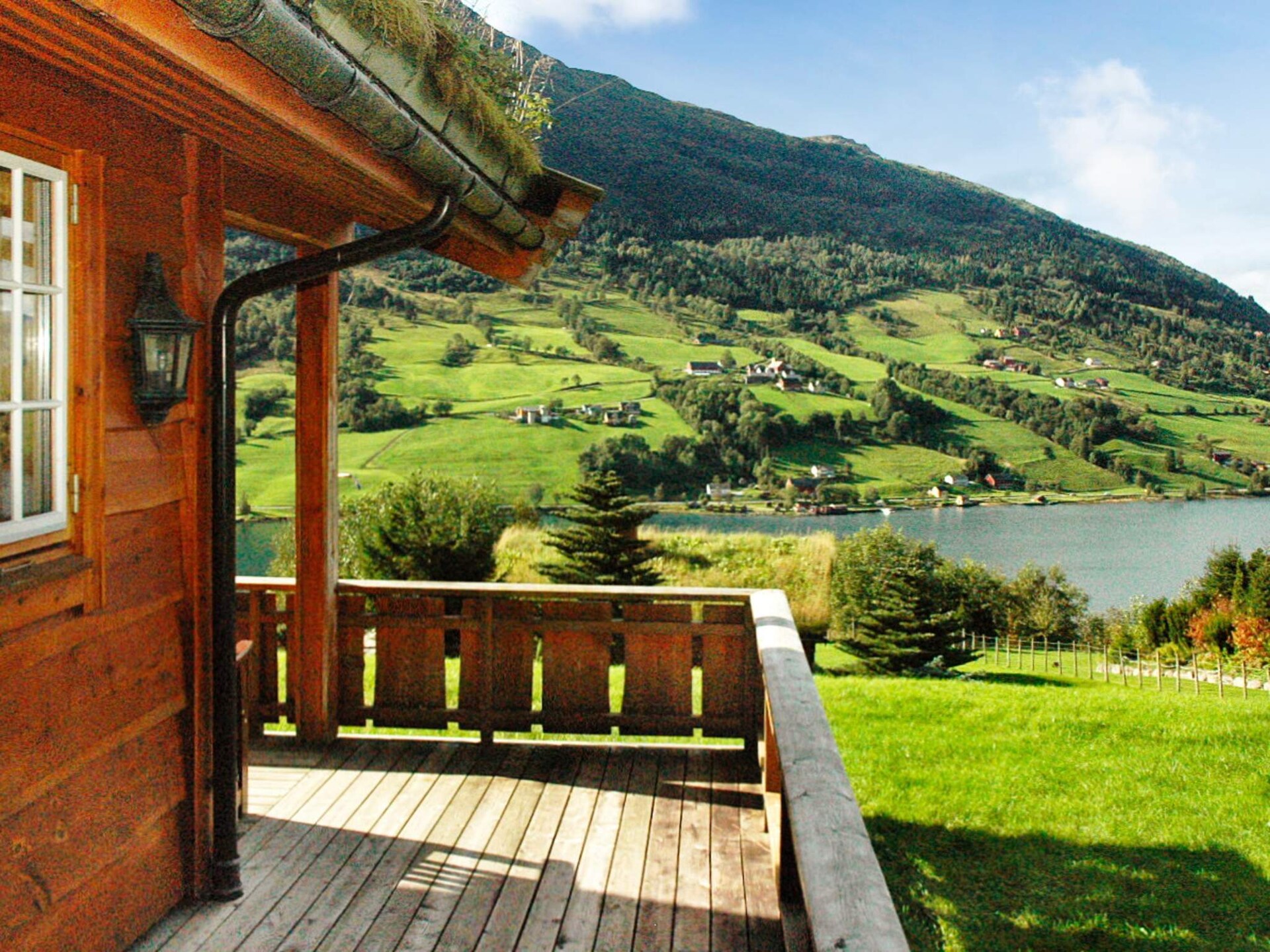 Vakantiehuis met panoramisch uitzicht op de Nordfjord in Olden - foto 7
