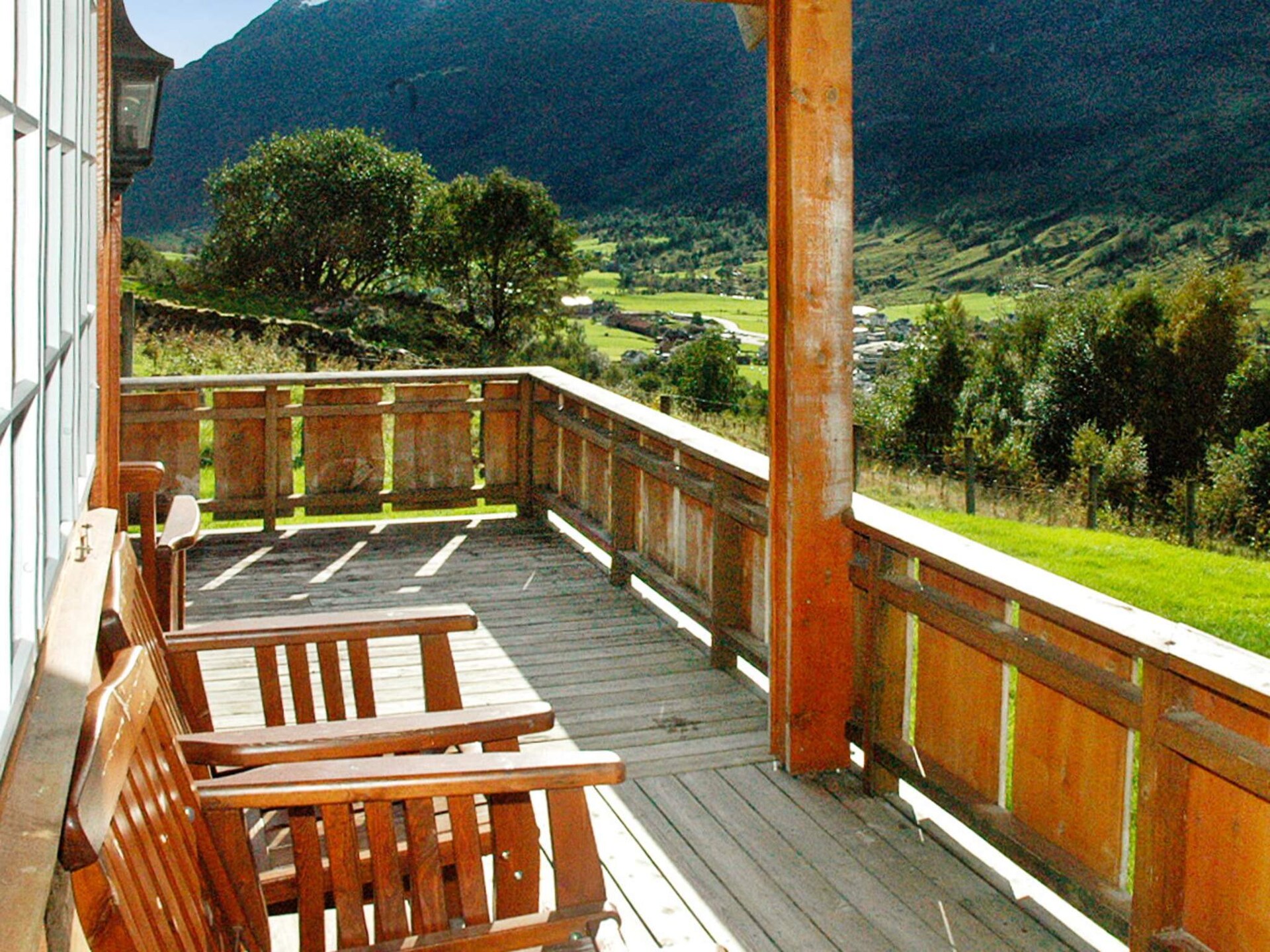Vakantiehuis met panoramisch uitzicht op de Nordfjord in Olden - foto 24