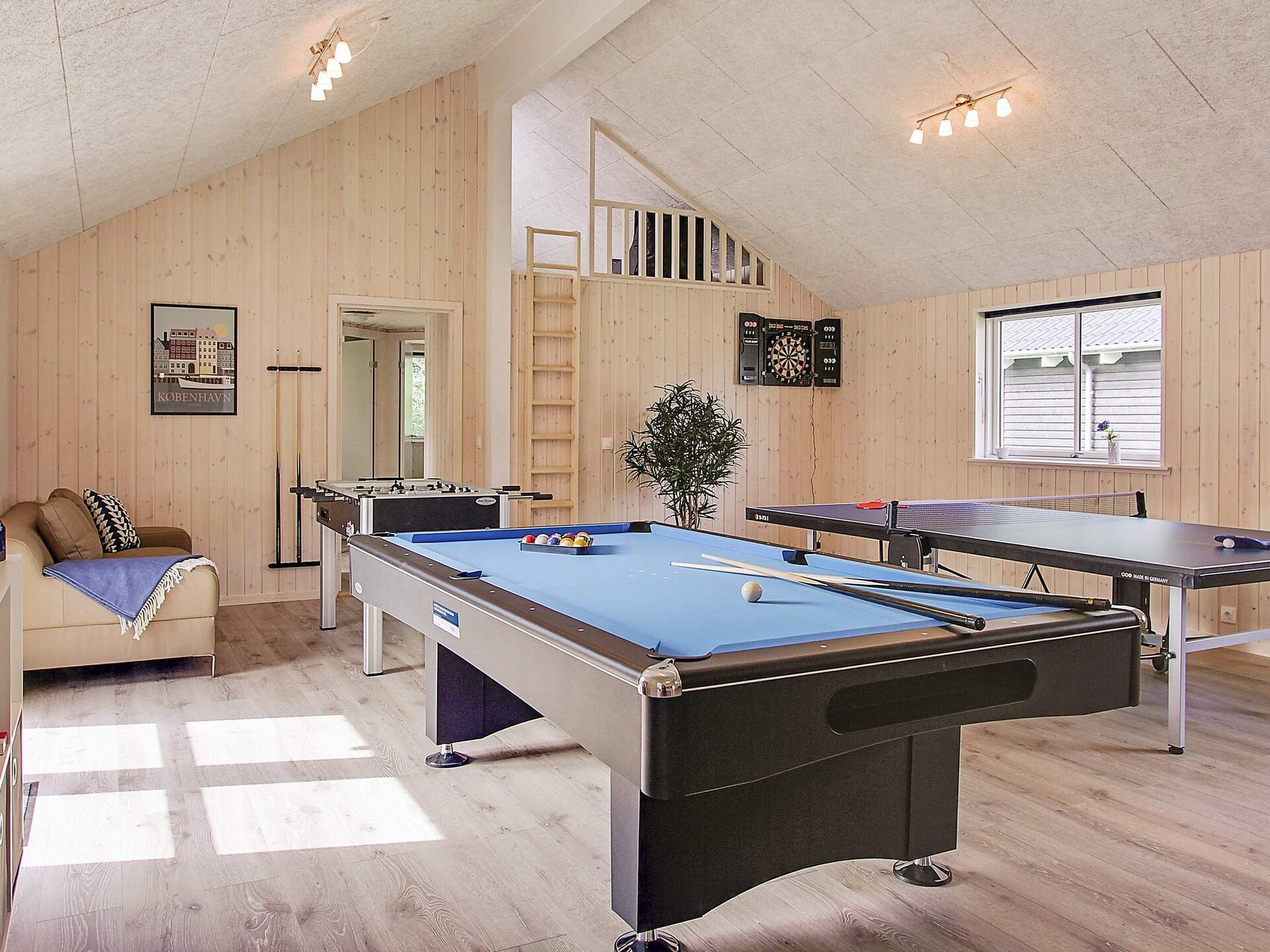 Groots vakantiehuis met zwembad, sauna & speelkamer op 900m van de Oostzee - foto 7