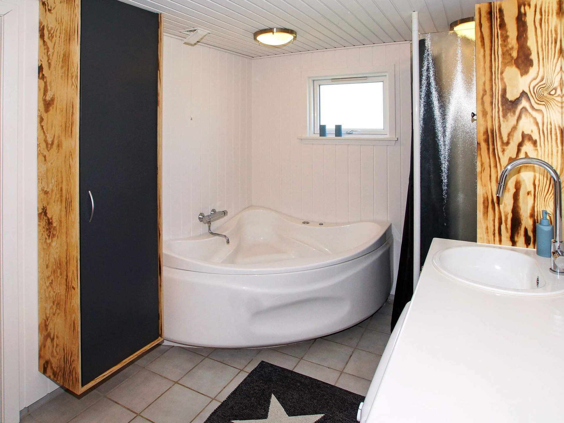 Vrijstaand vakantiehuis met sauna en whirlpool op 1 km van de zee bij Hemmet - foto 13