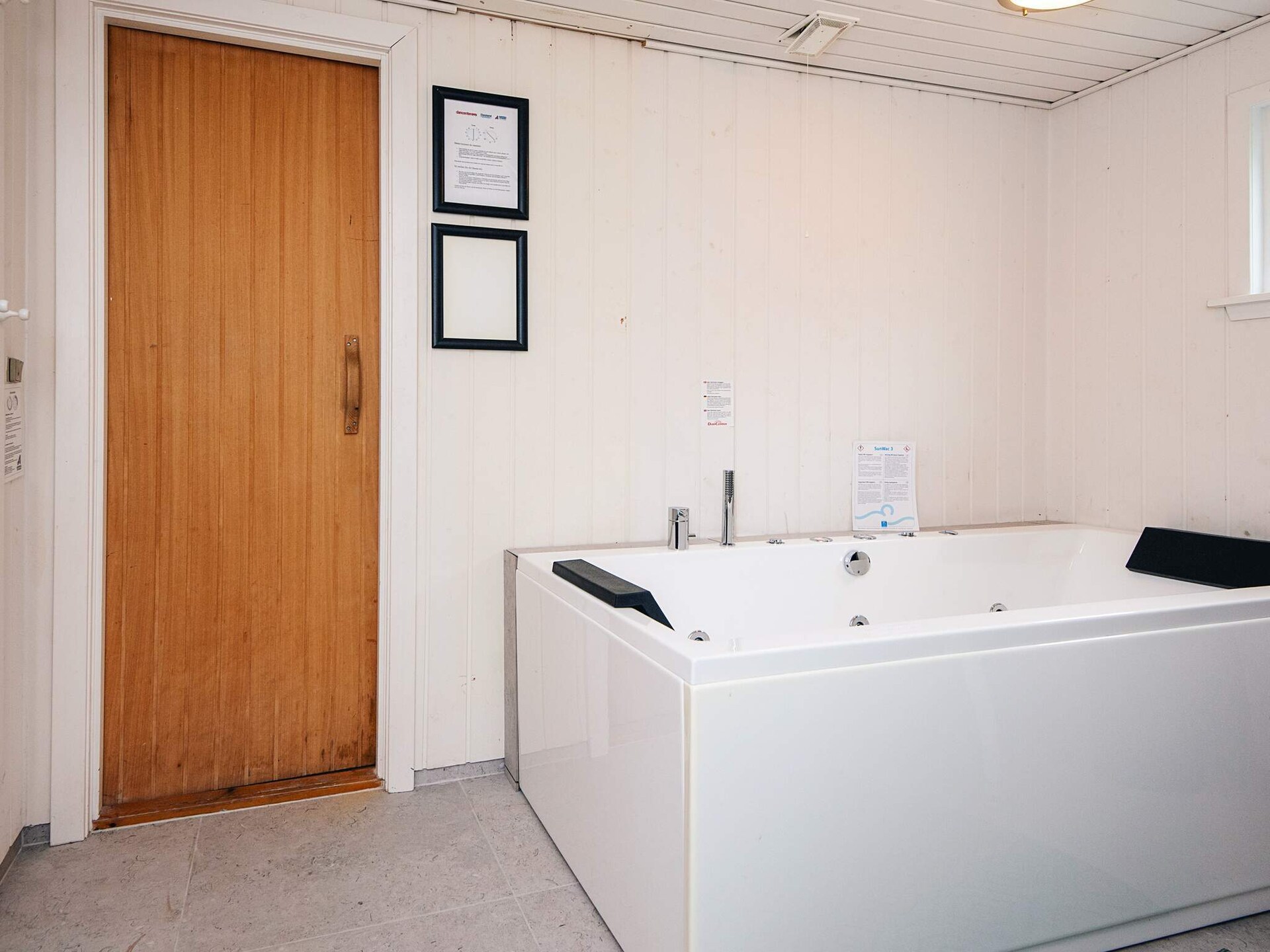Vrijstaand vakantiehuis met sauna en whirlpool op 1 km van de zee bij Hemmet - foto 13