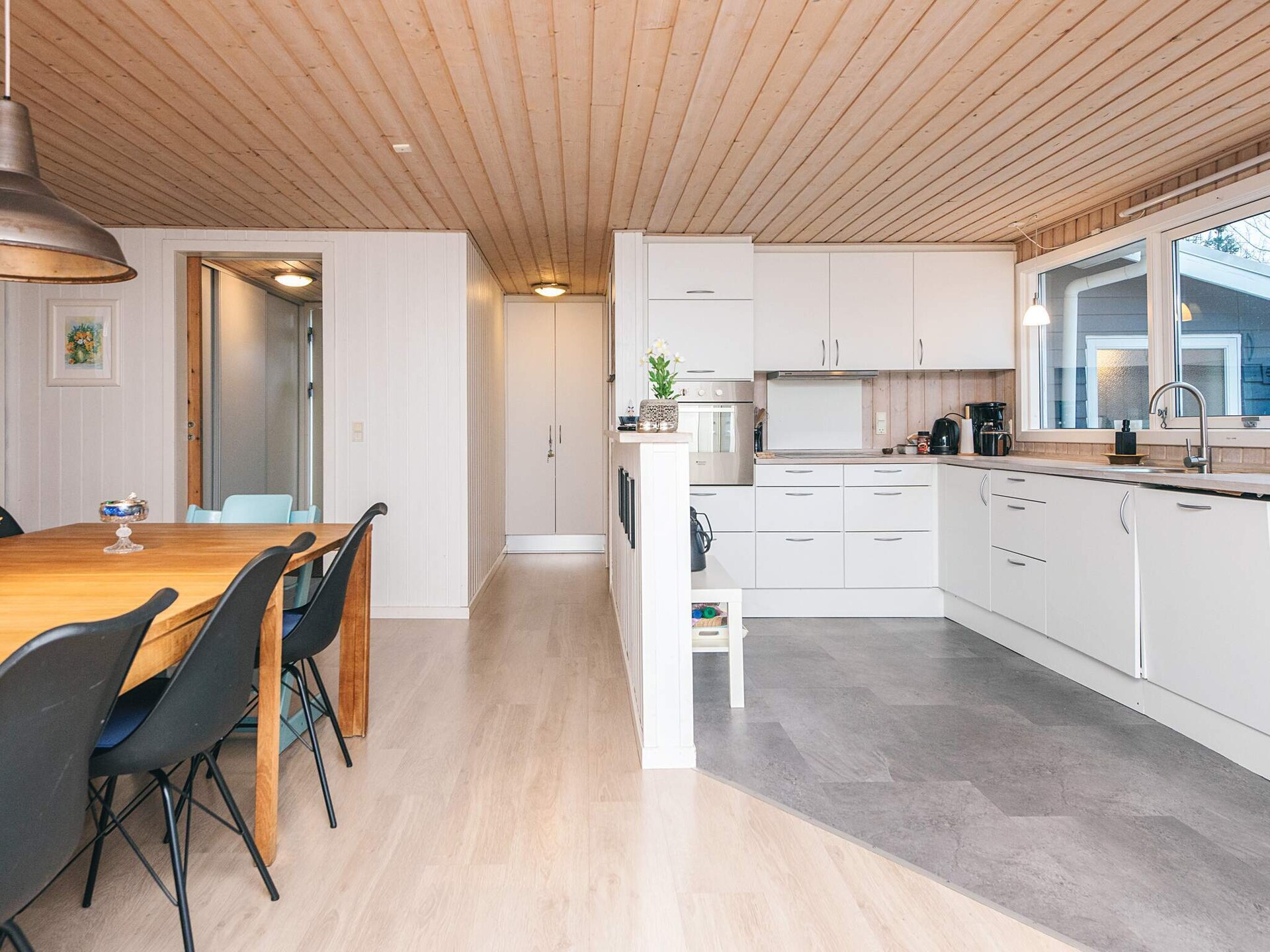 Sfeervol gerenoveerd vakantiehuis met houtgestookte hot tub op 400m van zee - foto 6