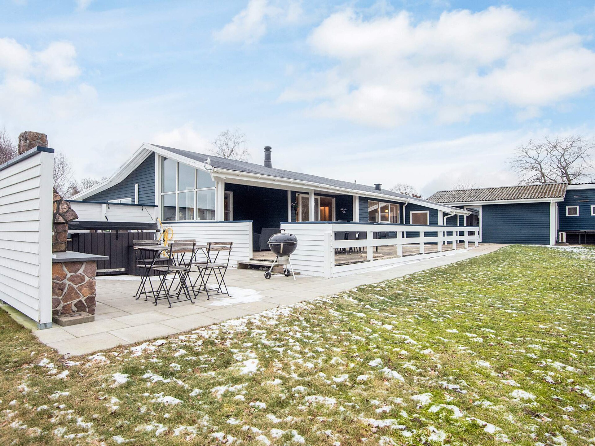 Sfeervol gerenoveerd vakantiehuis met houtgestookte hot tub op 400m van zee - foto 39
