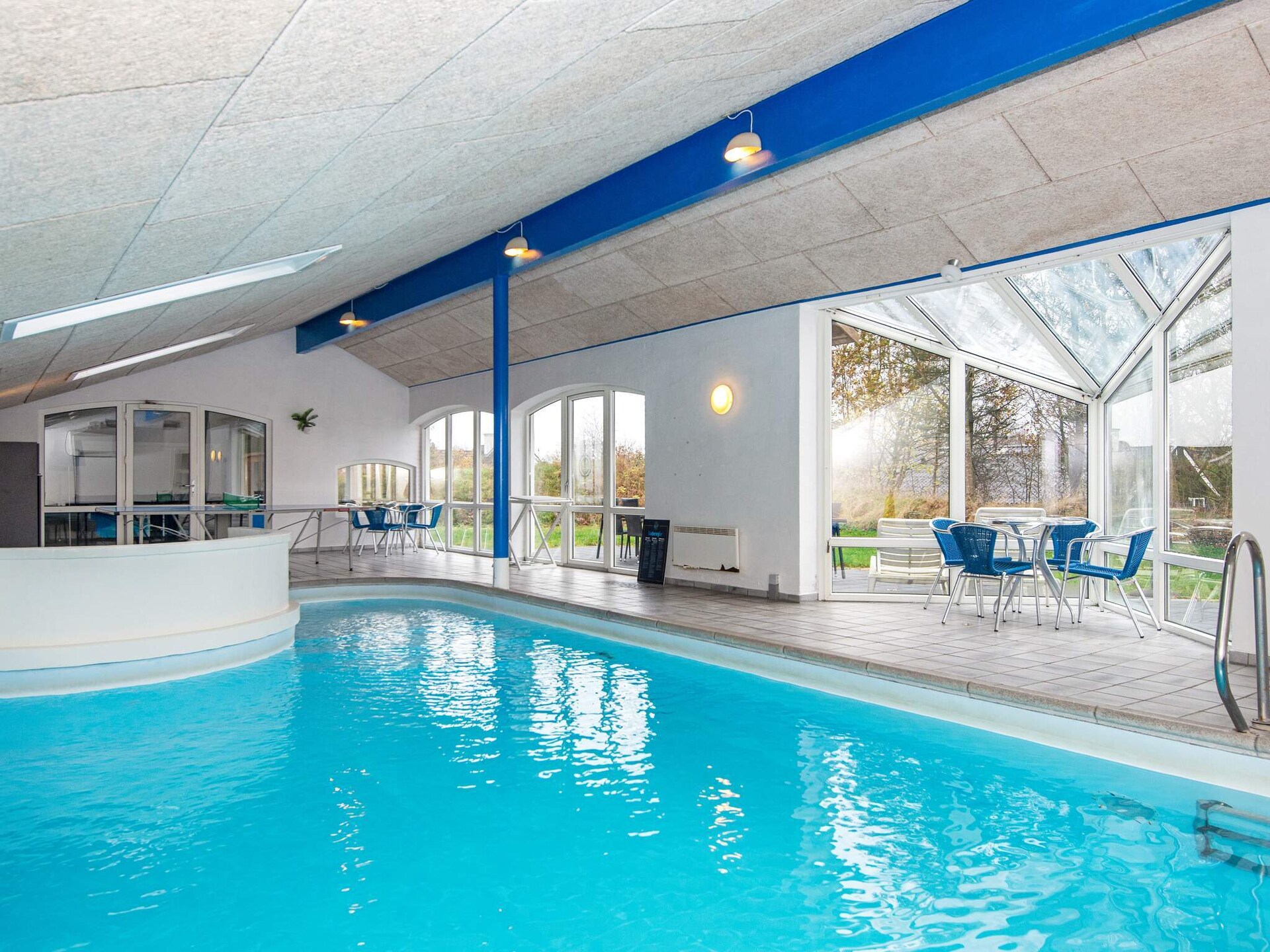 Ruim vakantiehuis voor 12 met privézwembad en sauna bij Henne Strand - foto 13