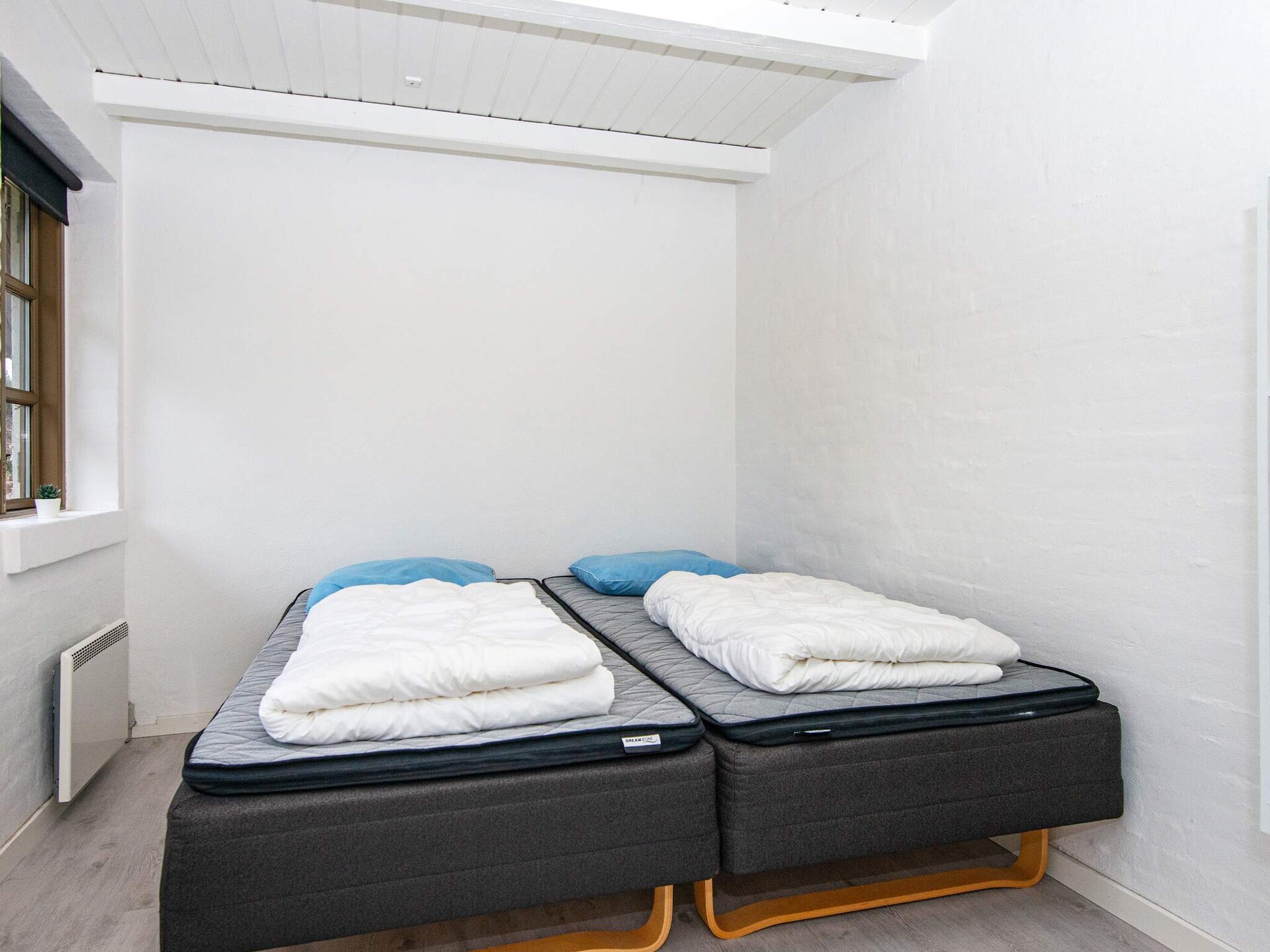 Ruim vakantiehuis voor 12 met privézwembad en sauna bij Henne Strand - foto 29