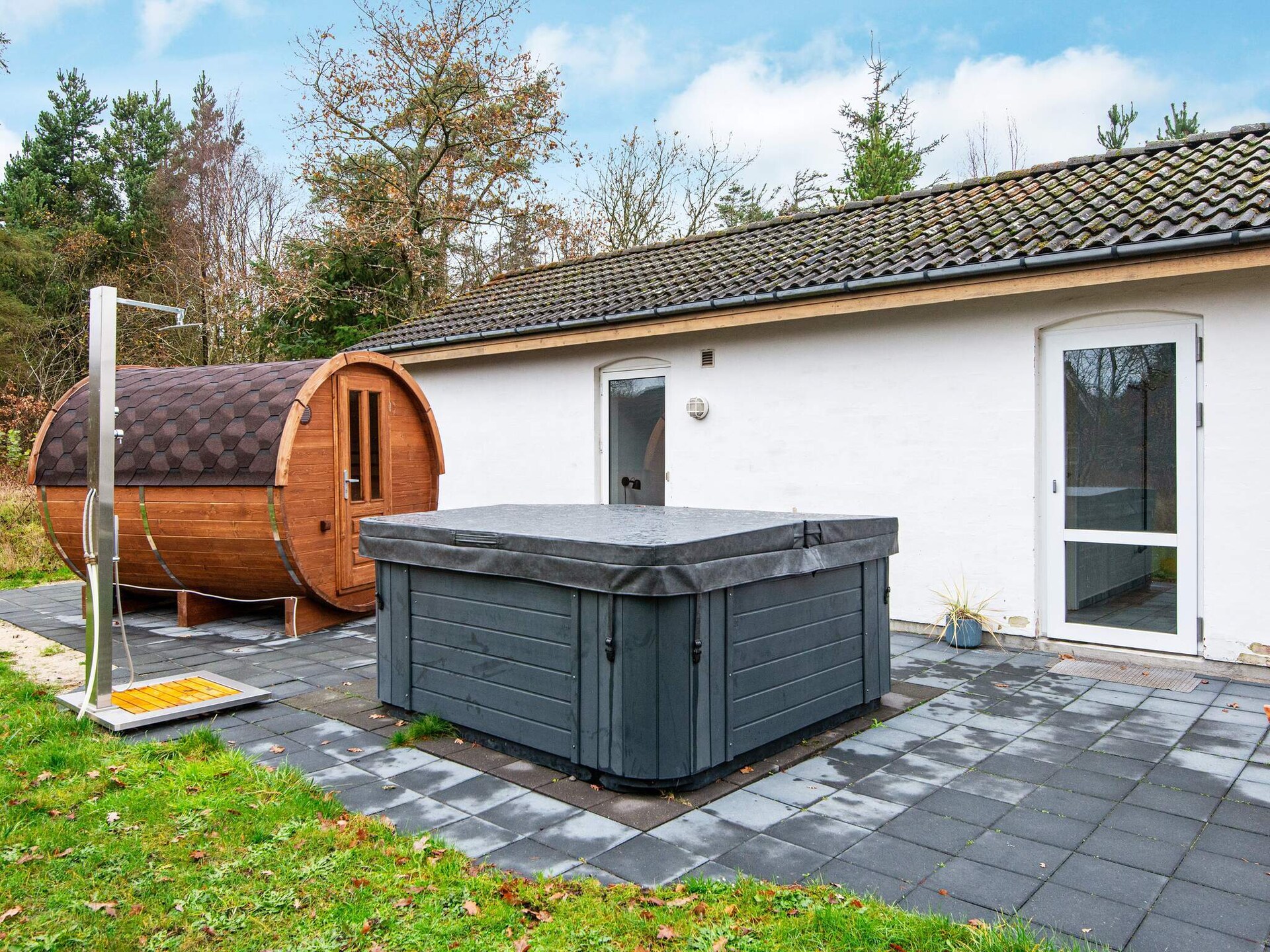 Ruim vakantiehuis voor 12 met privézwembad en sauna bij Henne Strand - foto 38