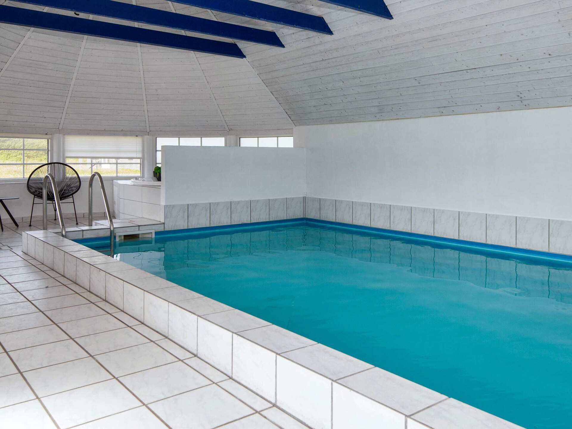 Energiezuinig vakantiehuis voor 12 personen met zwembad, sauna en zee op 50 meter - foto 8