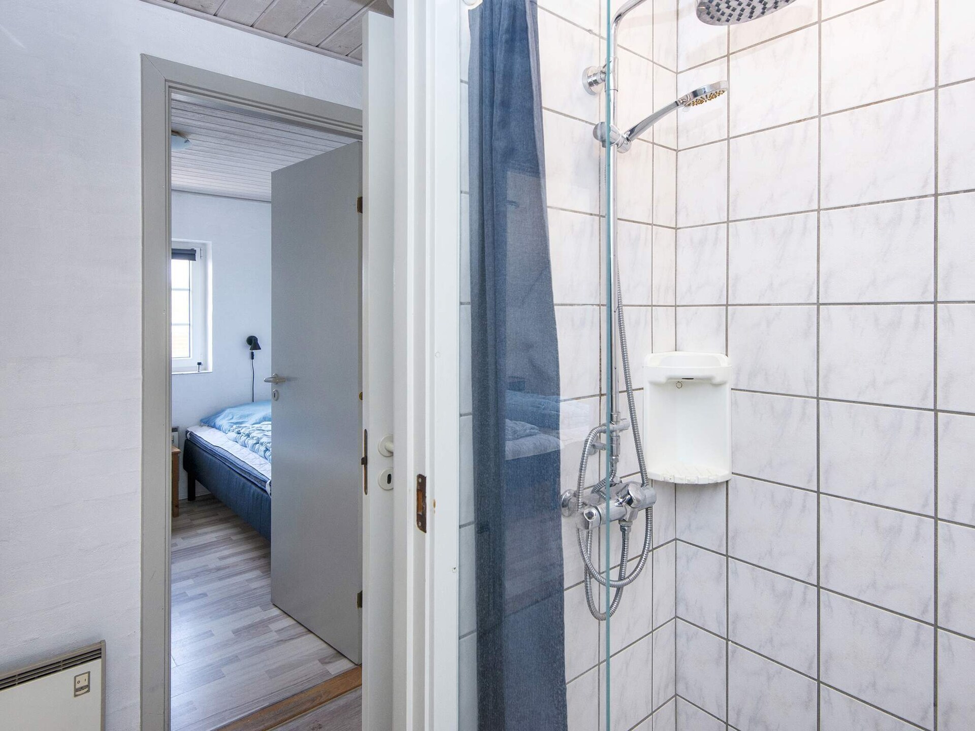 Energiezuinig vakantiehuis voor 12 personen met zwembad, sauna en zee op 50 meter - foto 33
