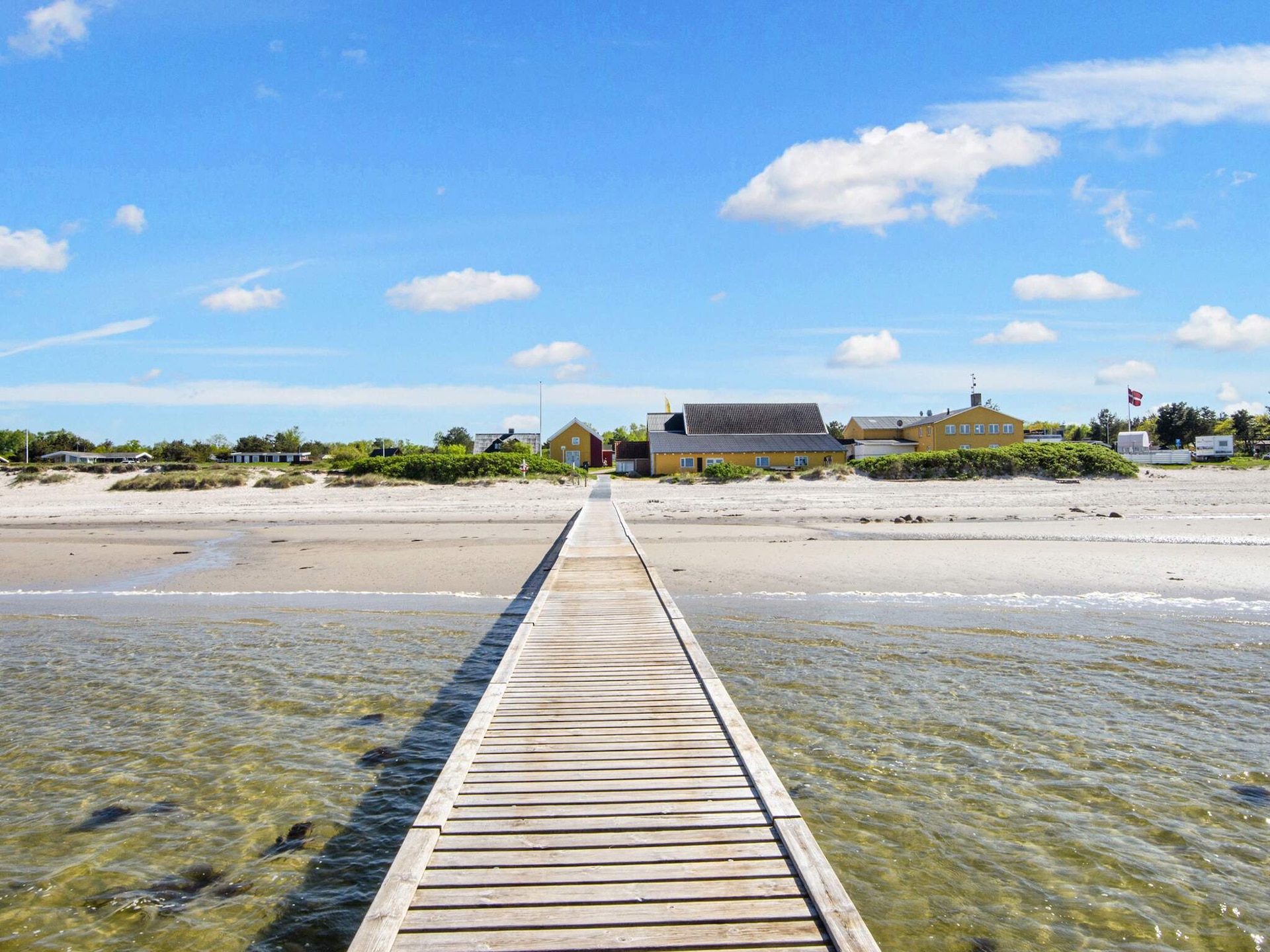 Vrijstaand vakantiehuis in Glesborg, 800m van de zee met houtgestookte hottub - foto 4