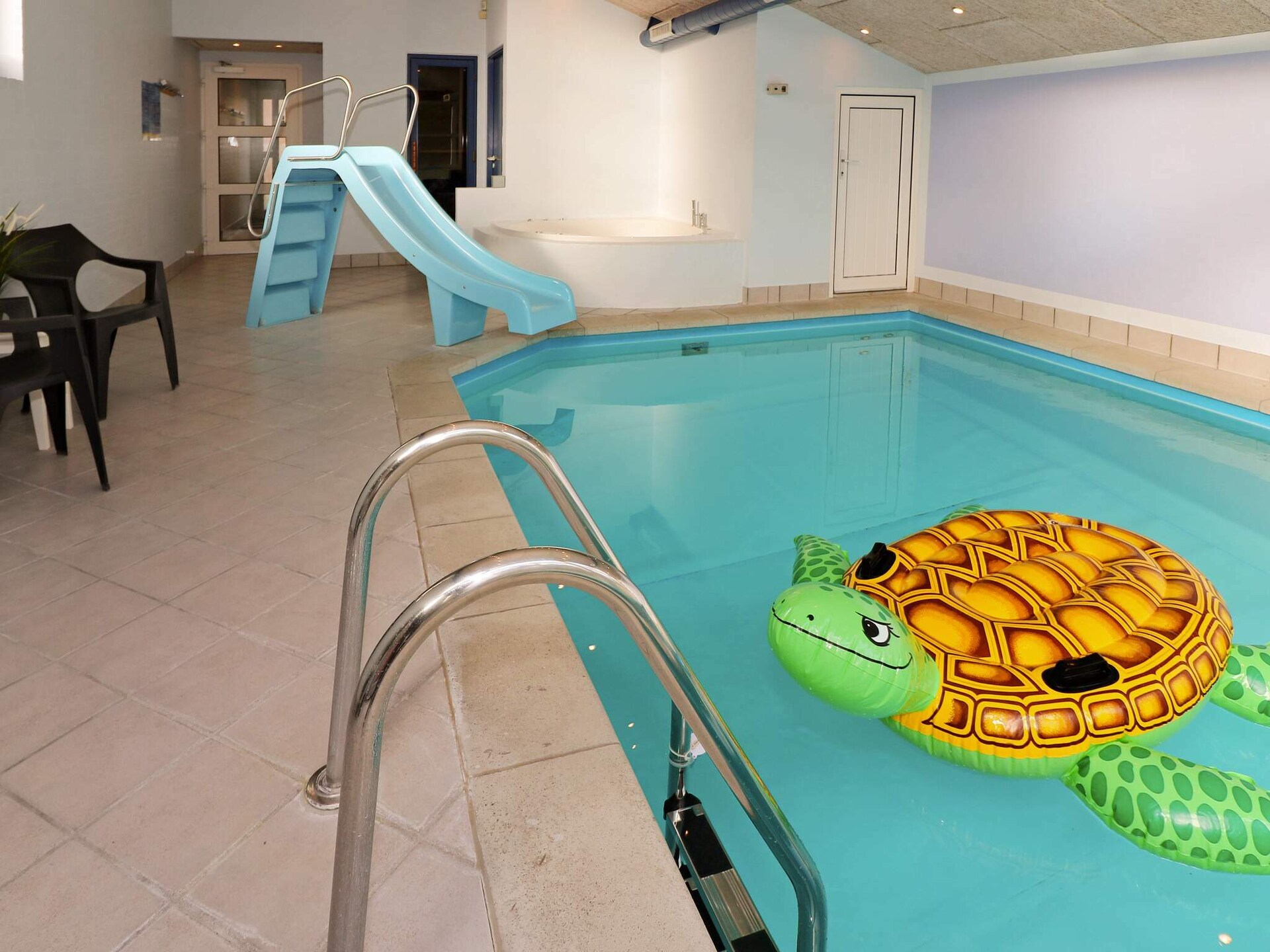 Royaal vakantiehuis met privézwembad en sauna op 200 meter van de zee - foto 21