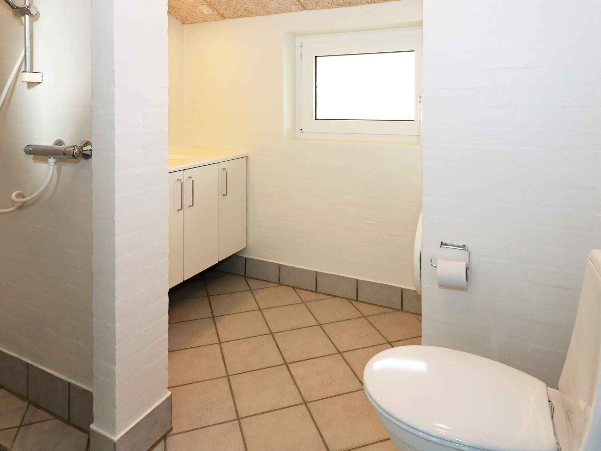 Royaal vakantiehuis met privézwembad en sauna op 200 meter van de zee - foto 36