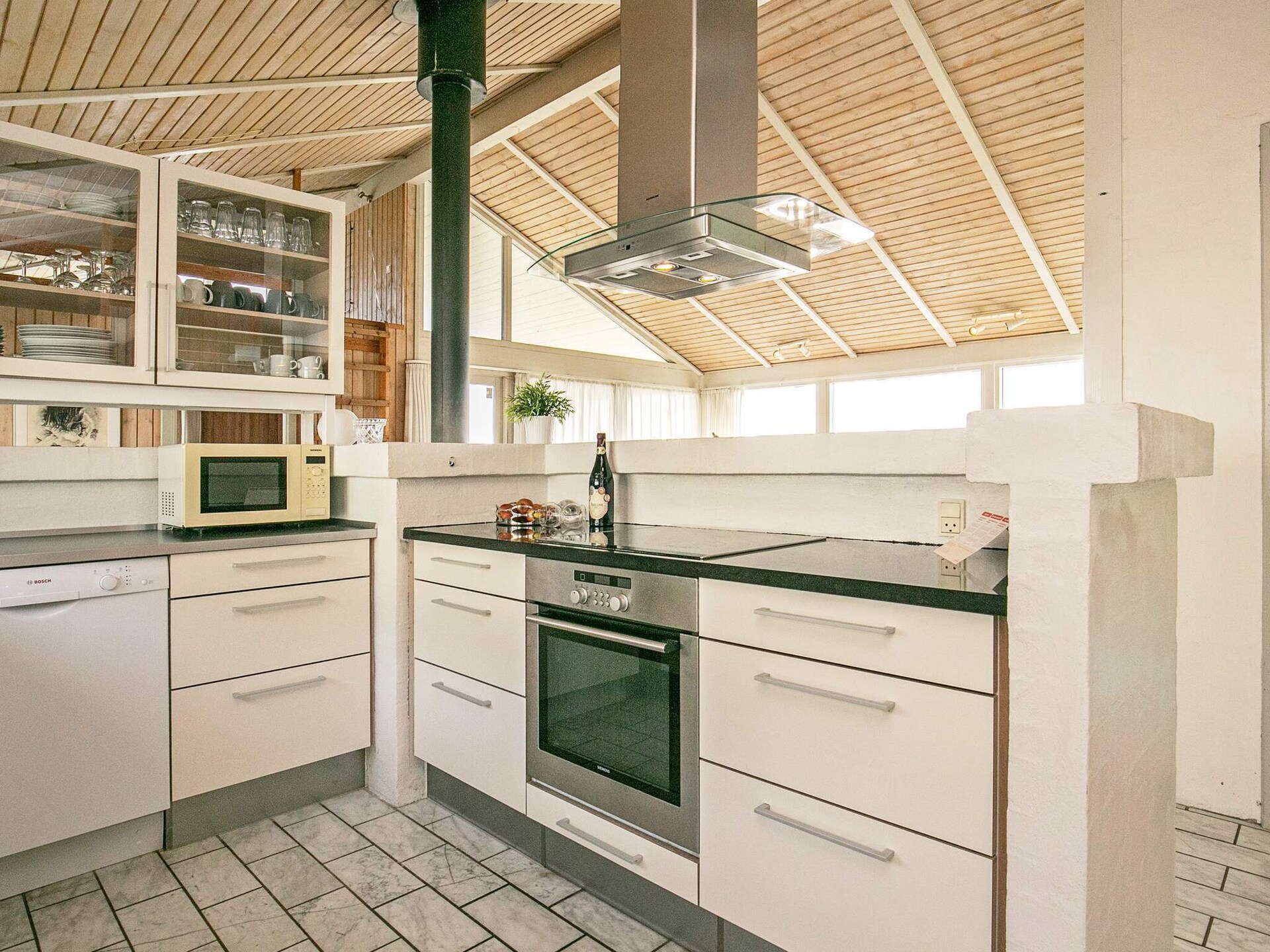 Vrijstaand vakantiehuis met zwembad, sauna en zeezicht op 100m van strand - foto 23