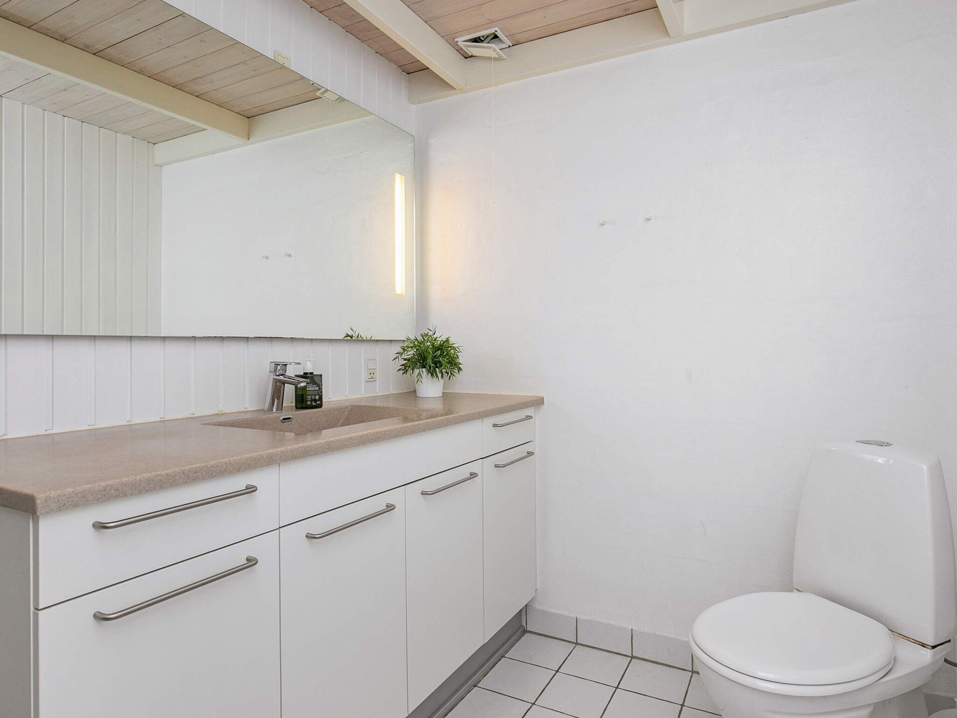 Vrijstaand vakantiehuis met zwembad, sauna en zeezicht op 100m van strand - foto 29
