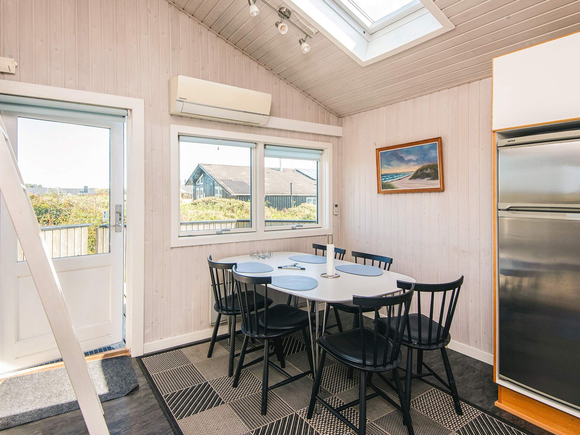 Licht vakantiehuis met zeezicht op 200 meter van Nørlev Strand - foto 26