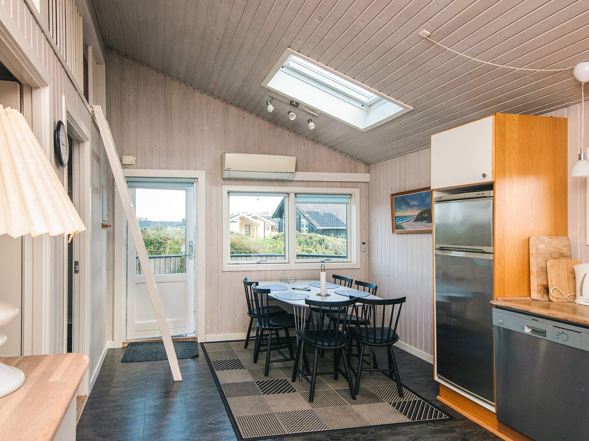 Licht vakantiehuis met zeezicht op 200 meter van Nørlev Strand - foto 25