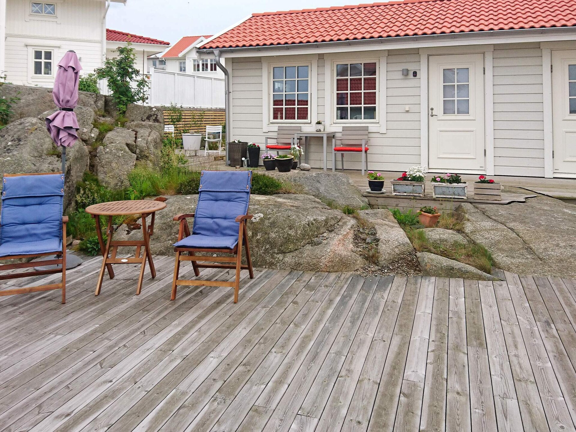Klein maar fijn vakantiehuis met panoramisch zeezicht op Tjörn - foto 1