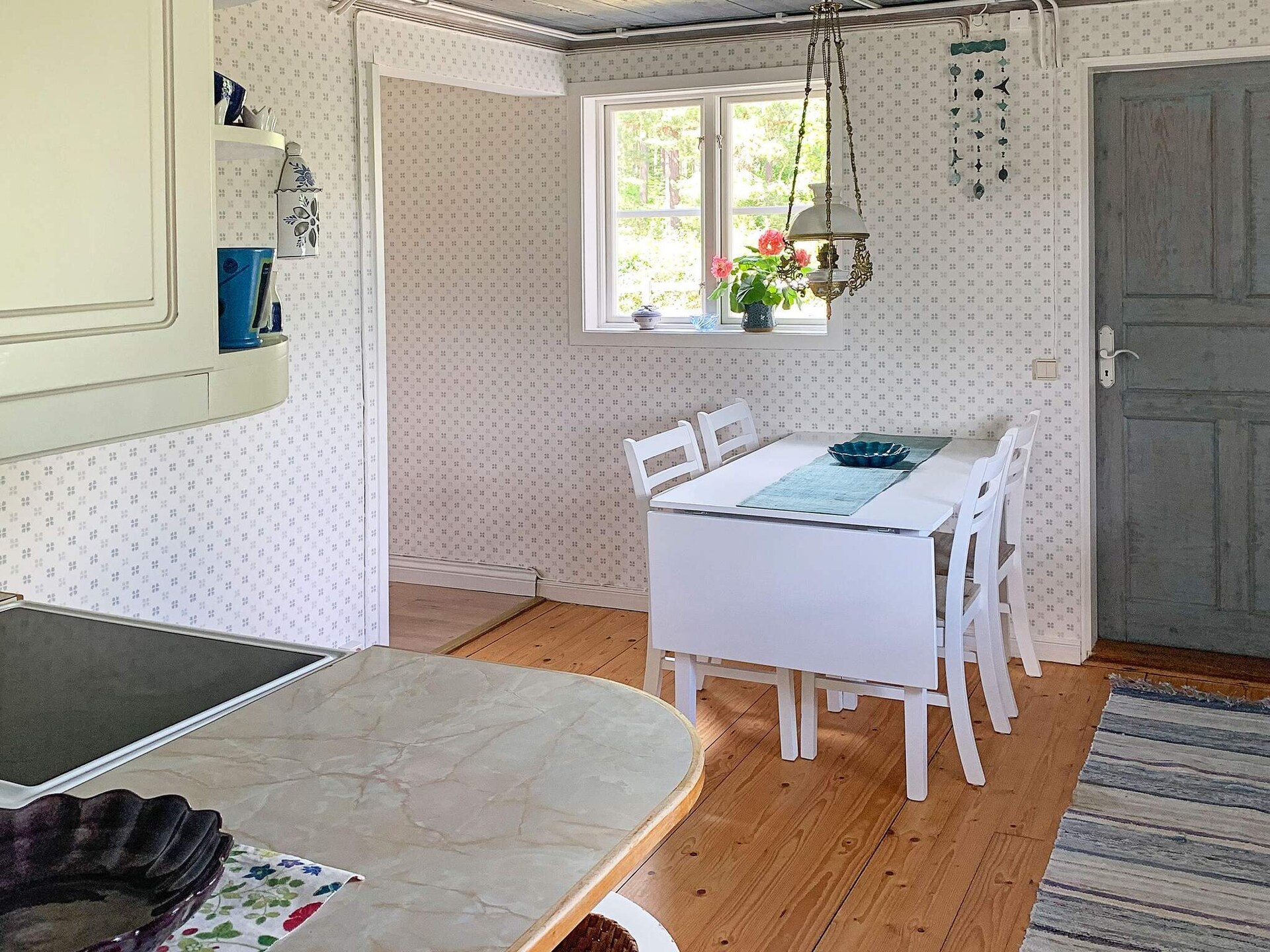 Traditioneel Zweedse woning met veranda en houtkachel nabij Västervik - foto 14