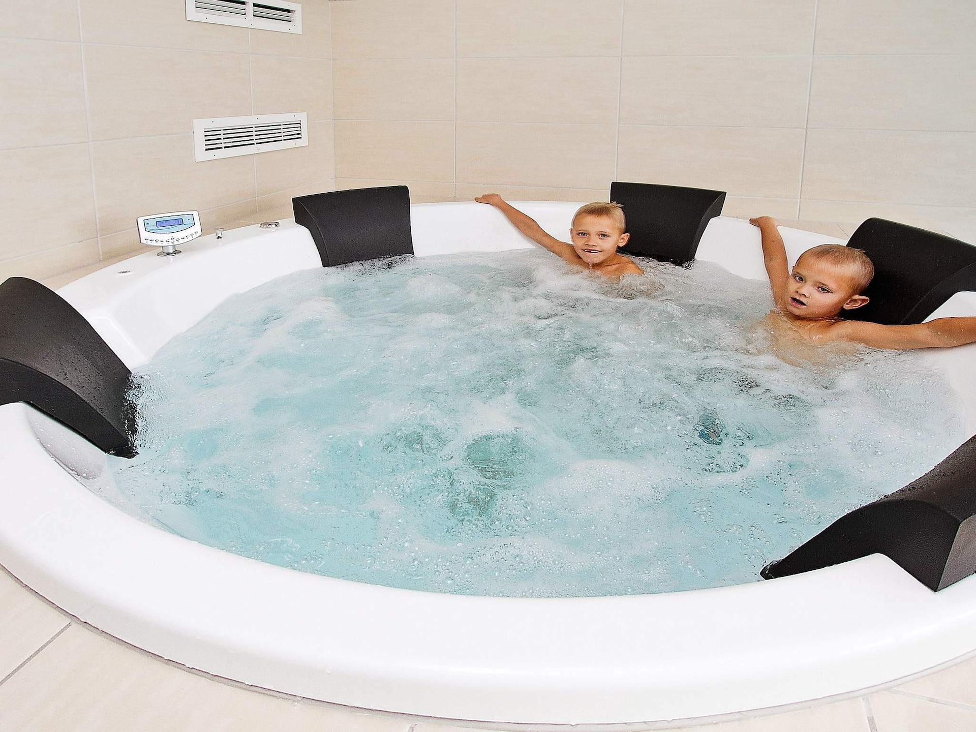 Ruim familiehuis met zwembad, sauna & wellness op 100m van de Oostzee - foto 22