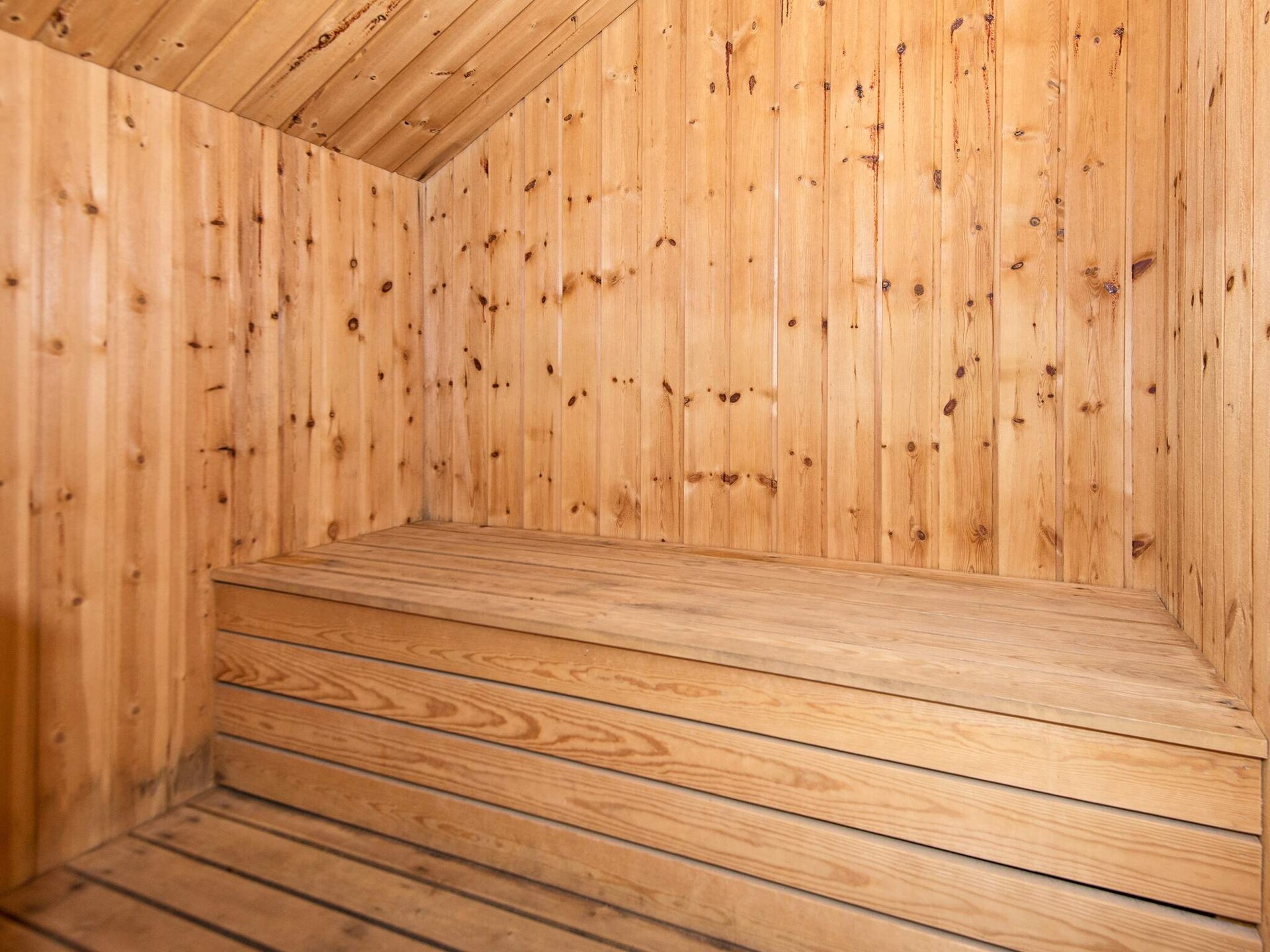 Vrijstaand vakantiehuis in Oksbøl met binnenzwembad, sauna en whirlpool - foto 39