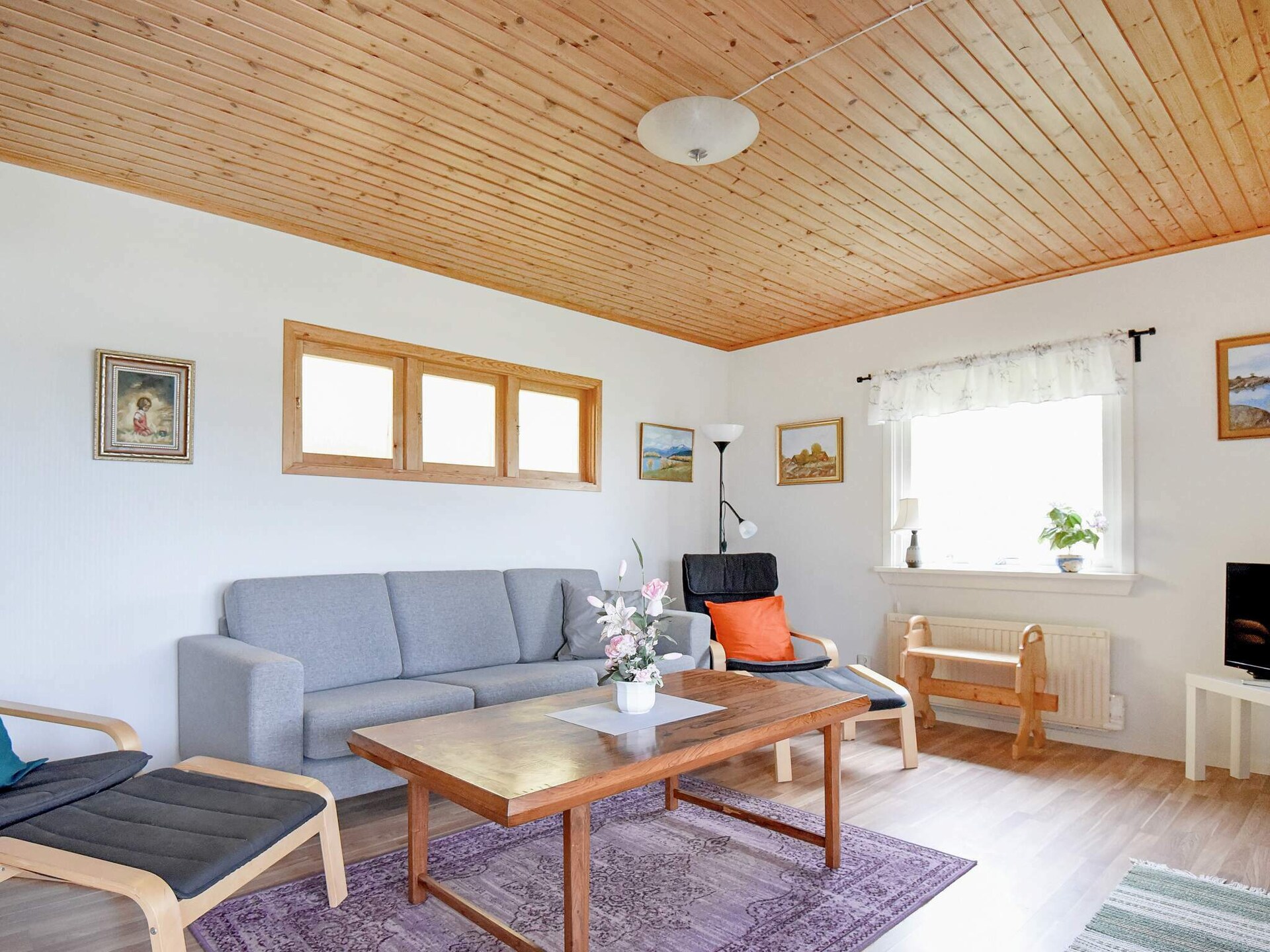 Knus vakantiehuis aan het meer met uitzicht en eigen roeiboot in Frändefors - foto 11