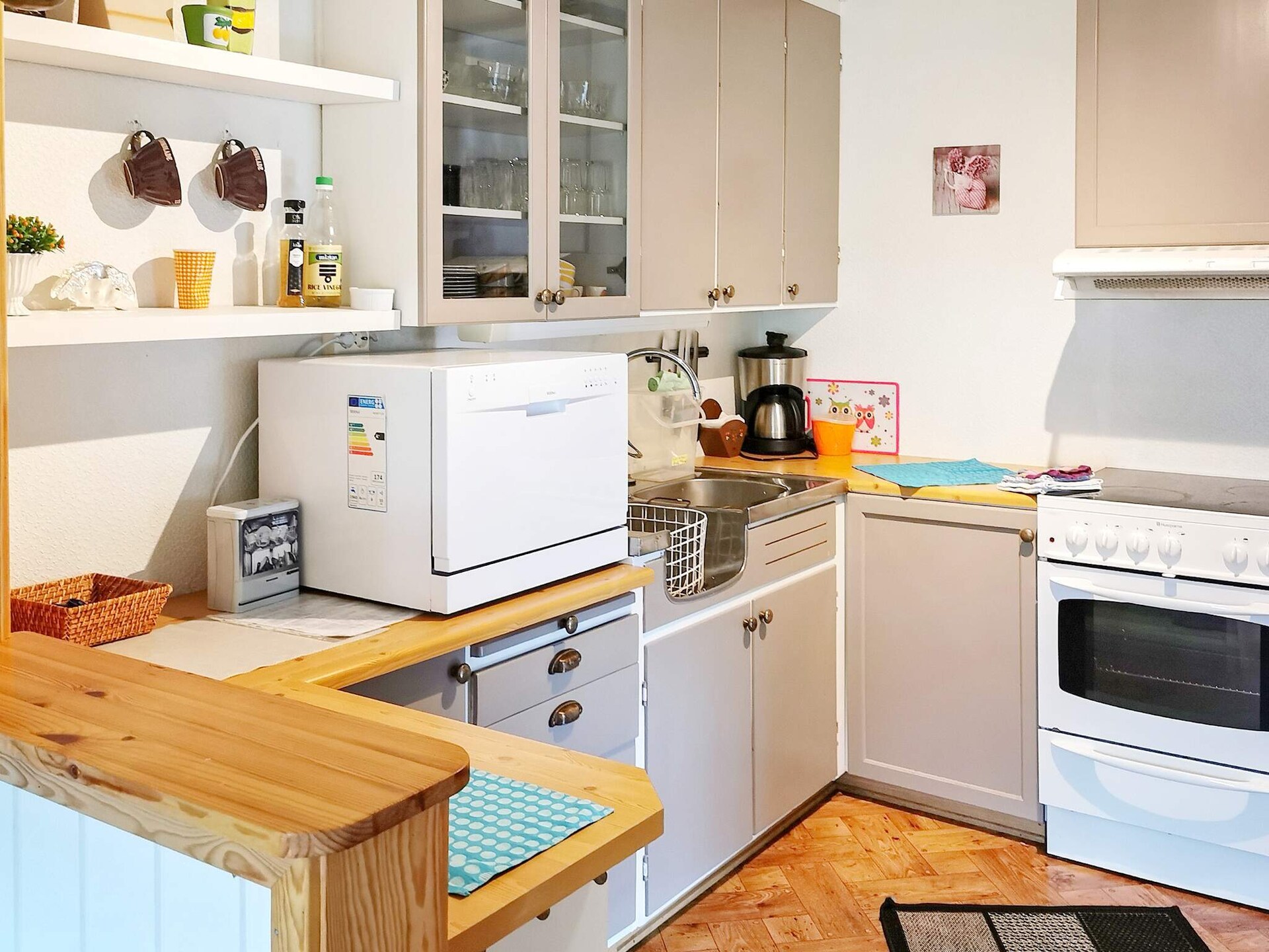 Sfeervol appartement aan zee met prachtig uitzicht op fjord en bergen - foto 12