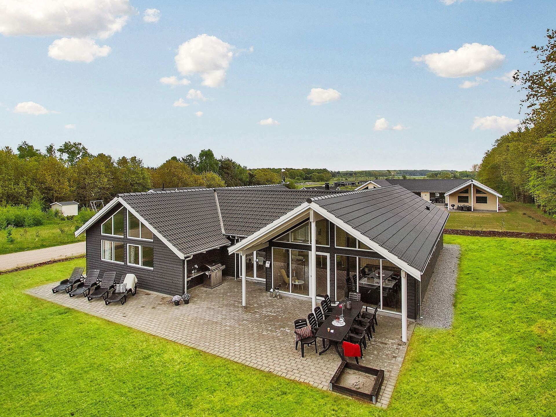 Groots vakantiehuis met zwembad, sauna & activiteiten op 800m van zee - foto 3