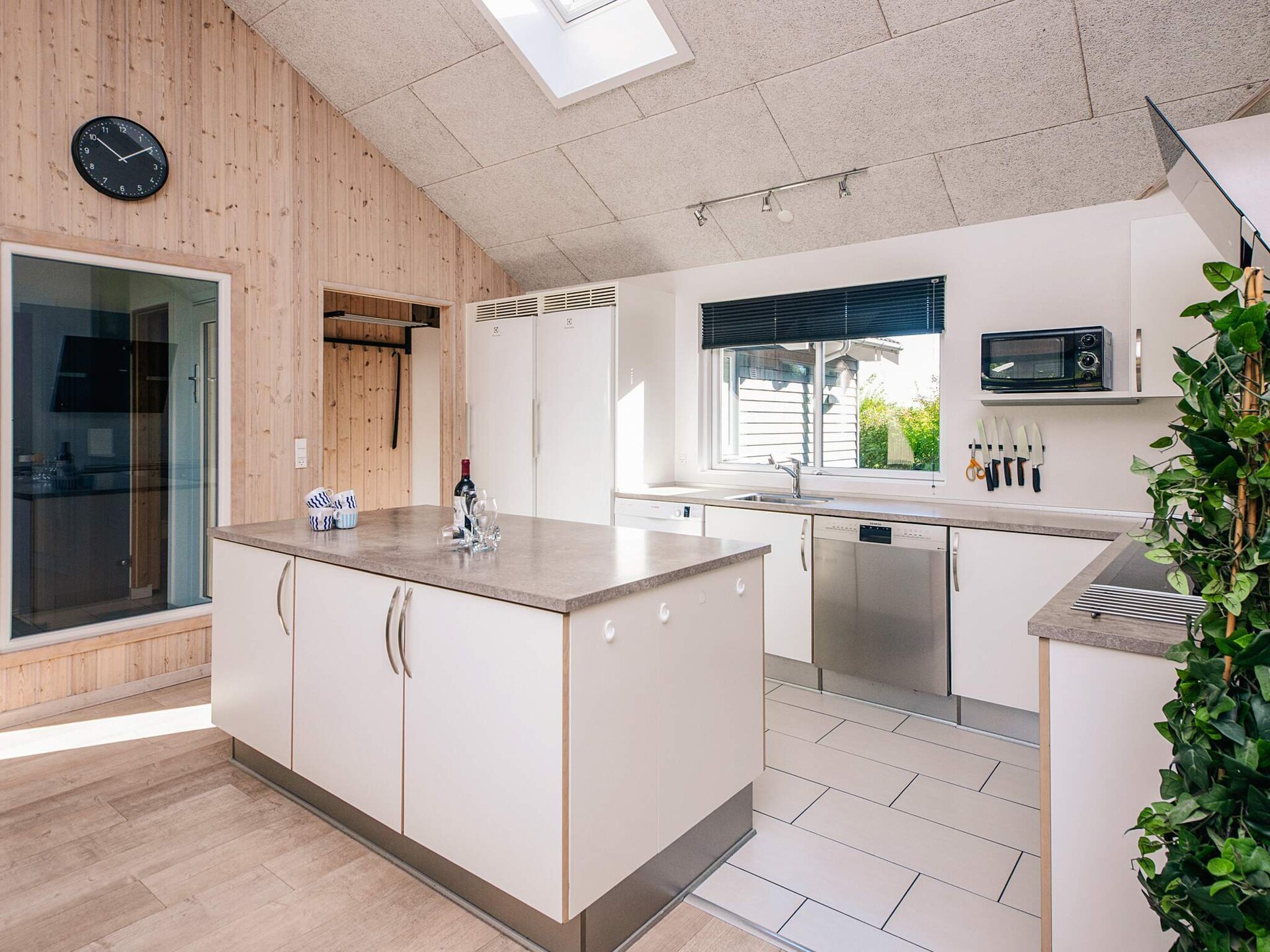 Groots vakantiehuis met zwembad, sauna & activiteiten op 800m van zee - foto 24
