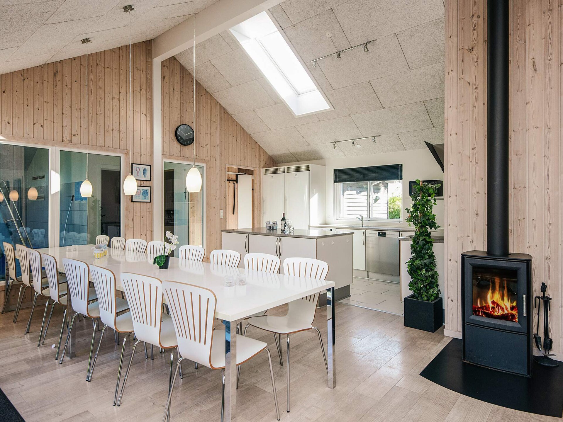 Groots vakantiehuis met zwembad, sauna & activiteiten op 800m van zee - foto 17
