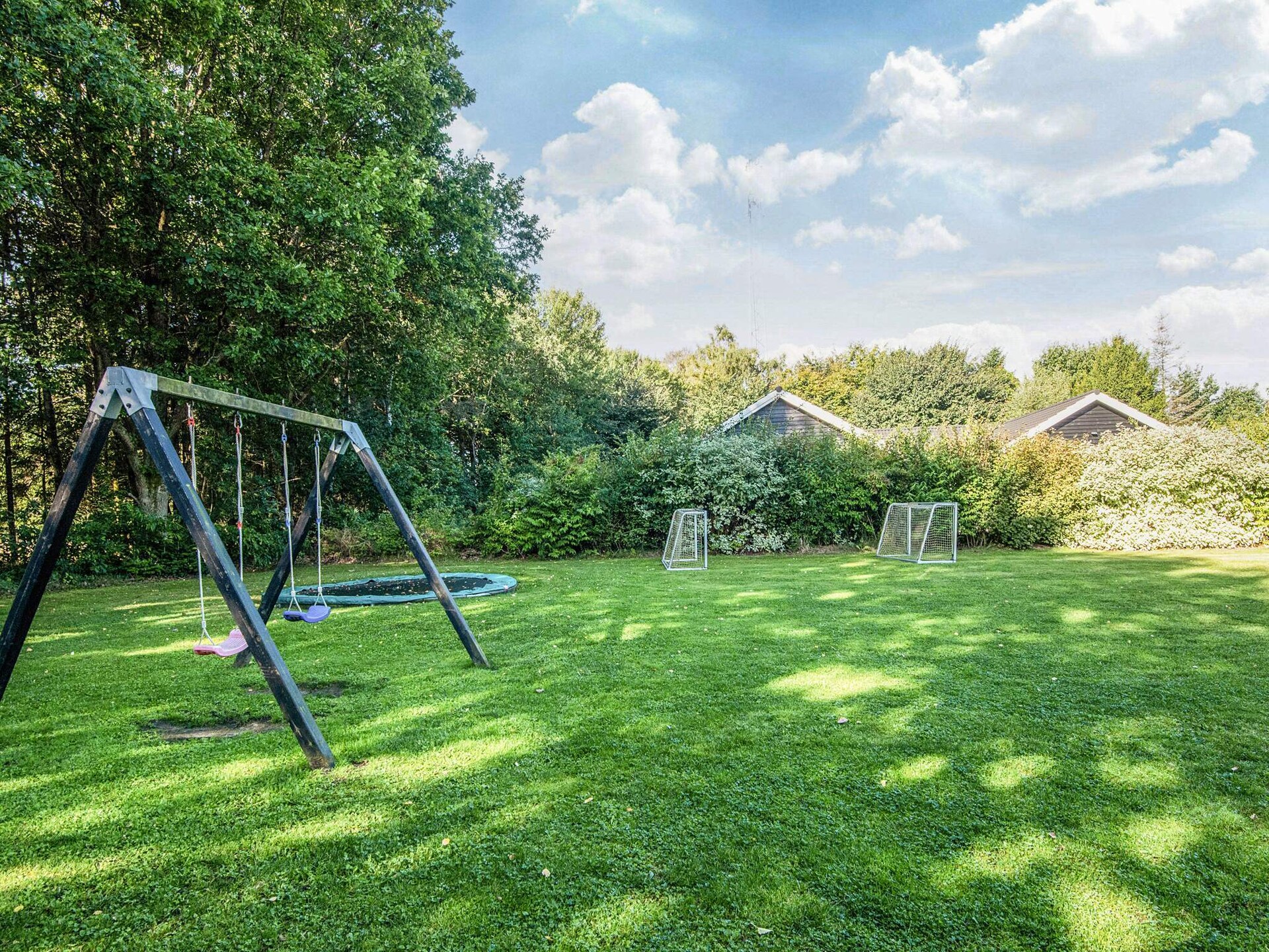 Groots vakantiehuis met zwembad, sauna & activiteiten op 800m van zee - foto 50