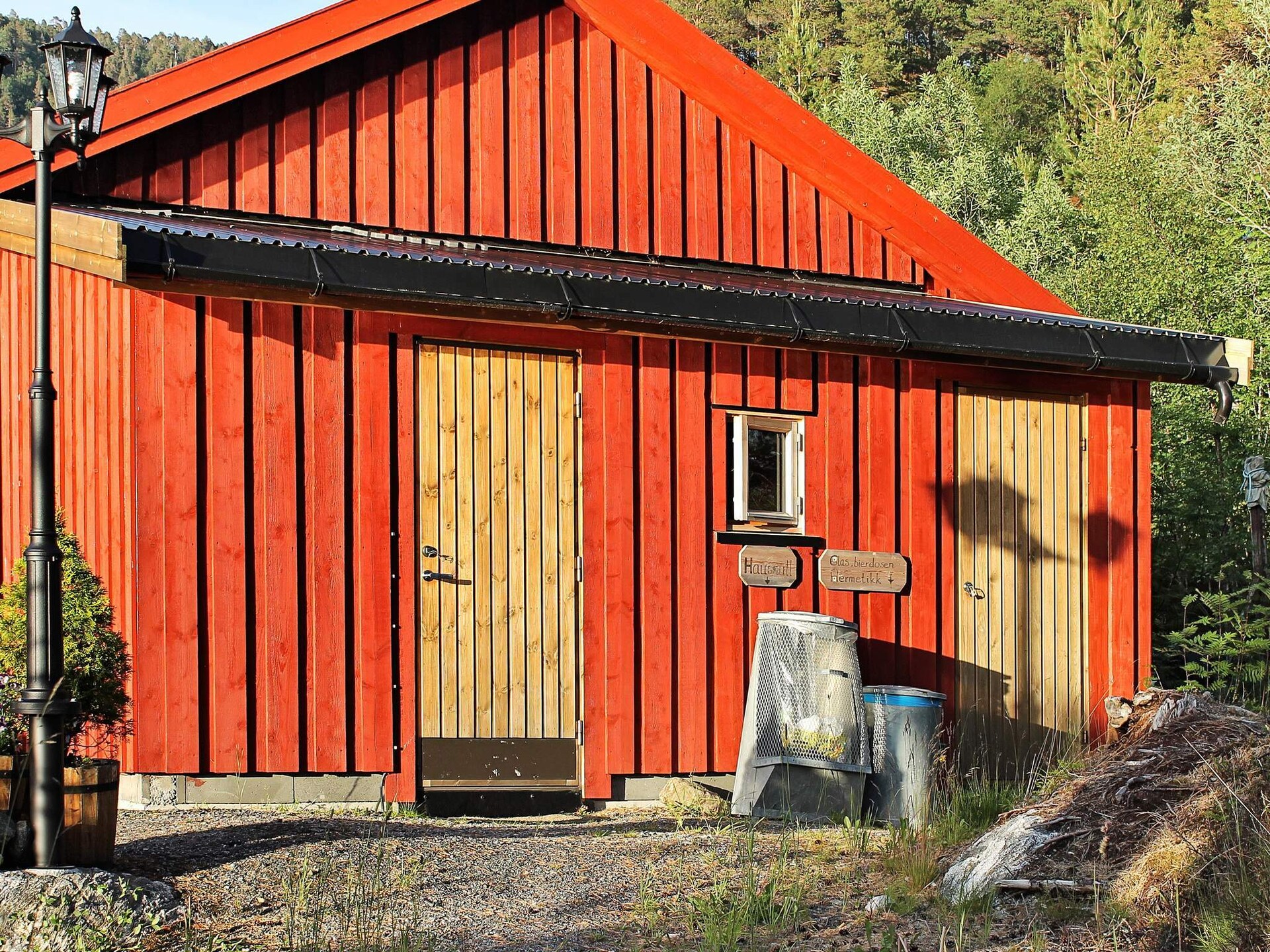 Zuidgerichte vakantiewoning aan de Skålvikfjord met fjordzicht en boothuur - foto 25