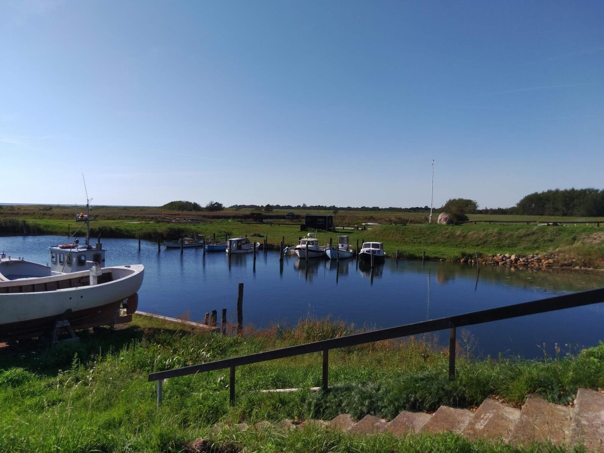 Vrijstaand vakantiehuis met annexen op 600 meter van de zee bij Dannemare - foto 22