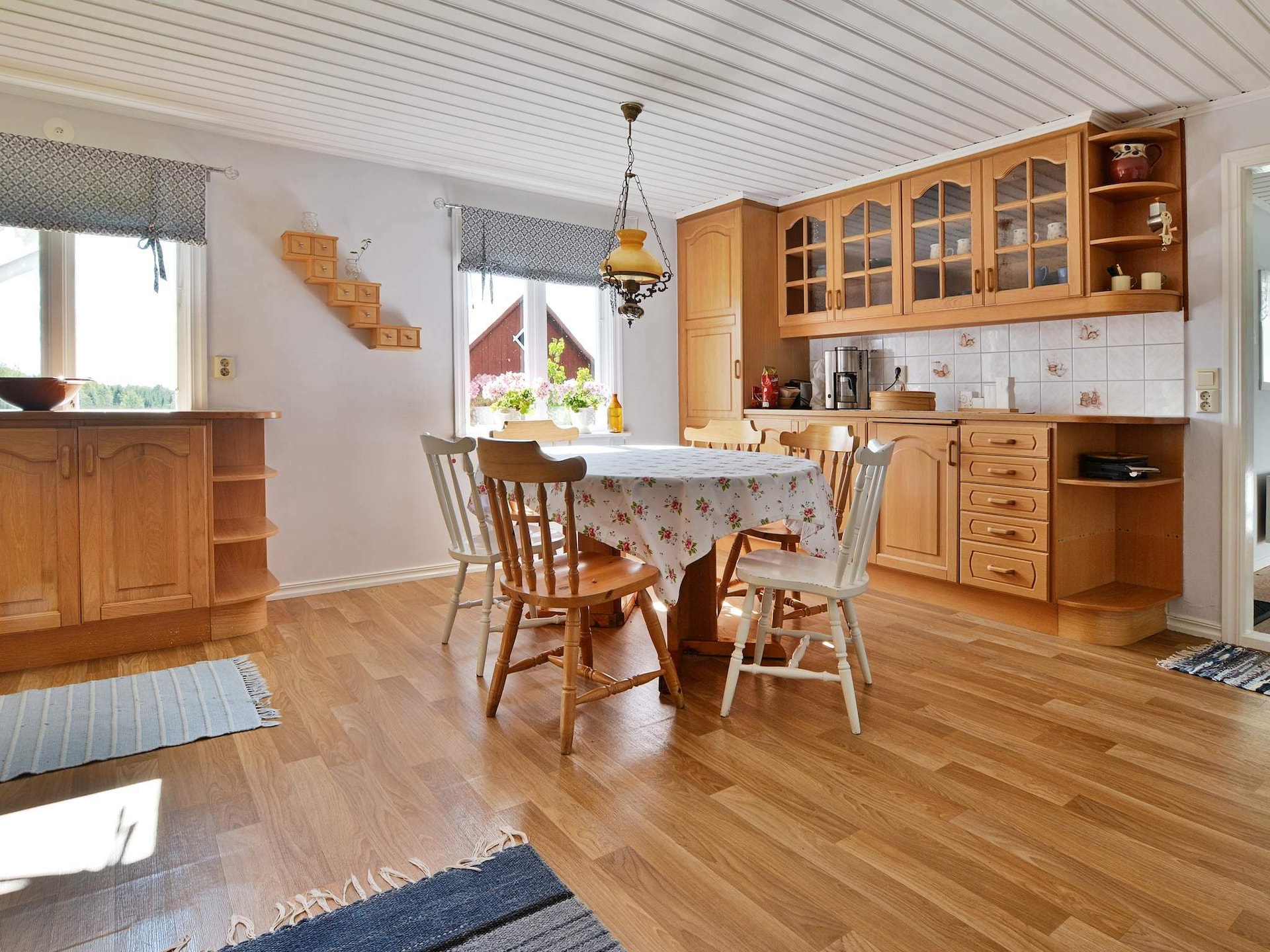 Sfeervol gerenoveerd vakantiehuis nabij meer in Håcksvik, Småland - foto 13