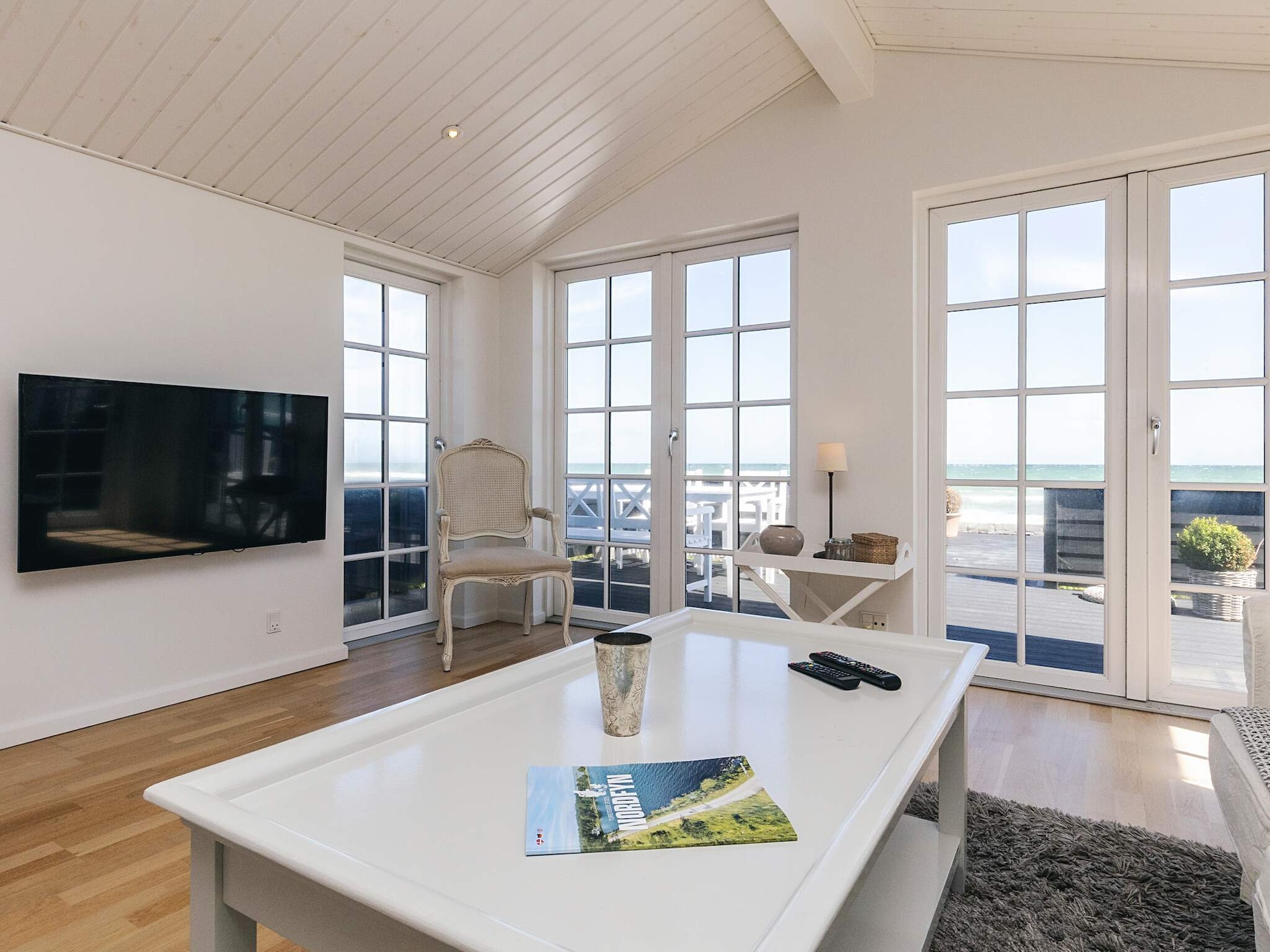 Vrijstaand vakantiehuis direct aan het strand van Hasmark met panoramisch waterzicht - foto 27