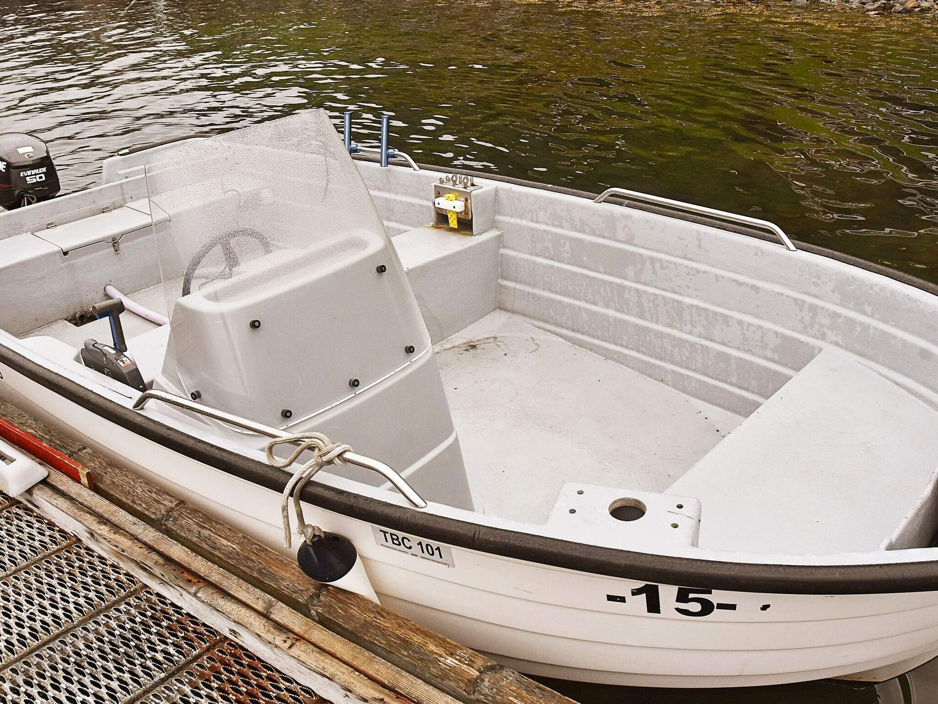 Vakantiehuis met panoramisch uitzicht, houtgestookte hot tub en bootverhuur nabij Selje - foto 33
