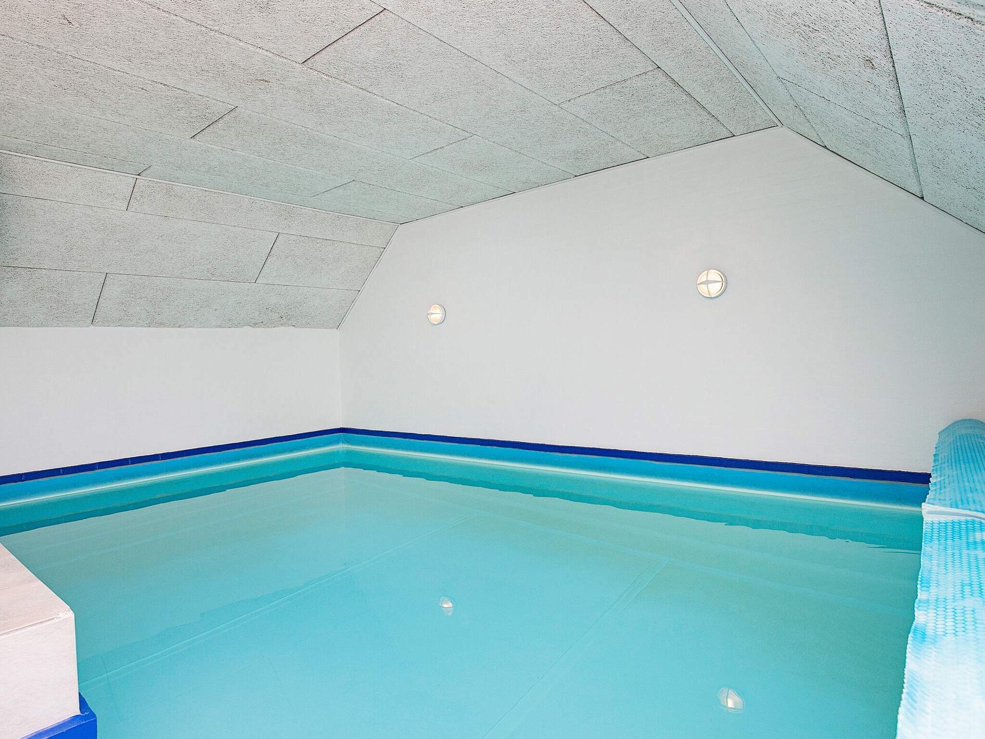 Ruim vakantiehuis met privézwembad, sauna & whirlpool bij Oksbøl - foto 10