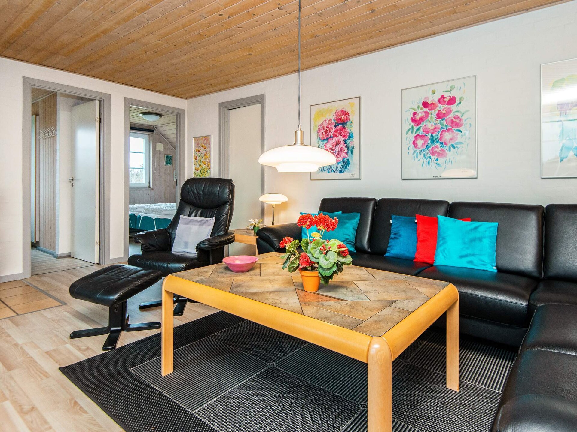 Ruim vakantiehuis met privézwembad, sauna & whirlpool bij Oksbøl - foto 17