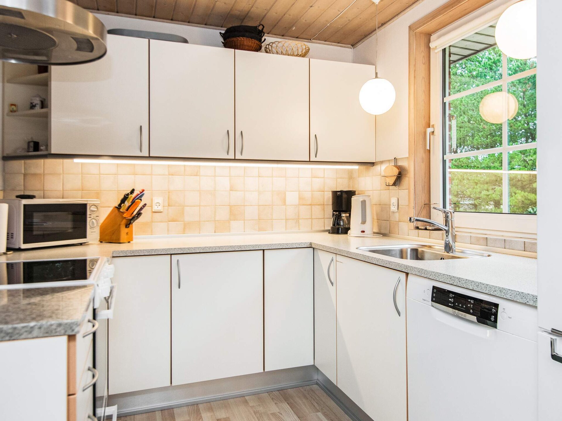 Ruim vakantiehuis met privézwembad, sauna & whirlpool bij Oksbøl - foto 19
