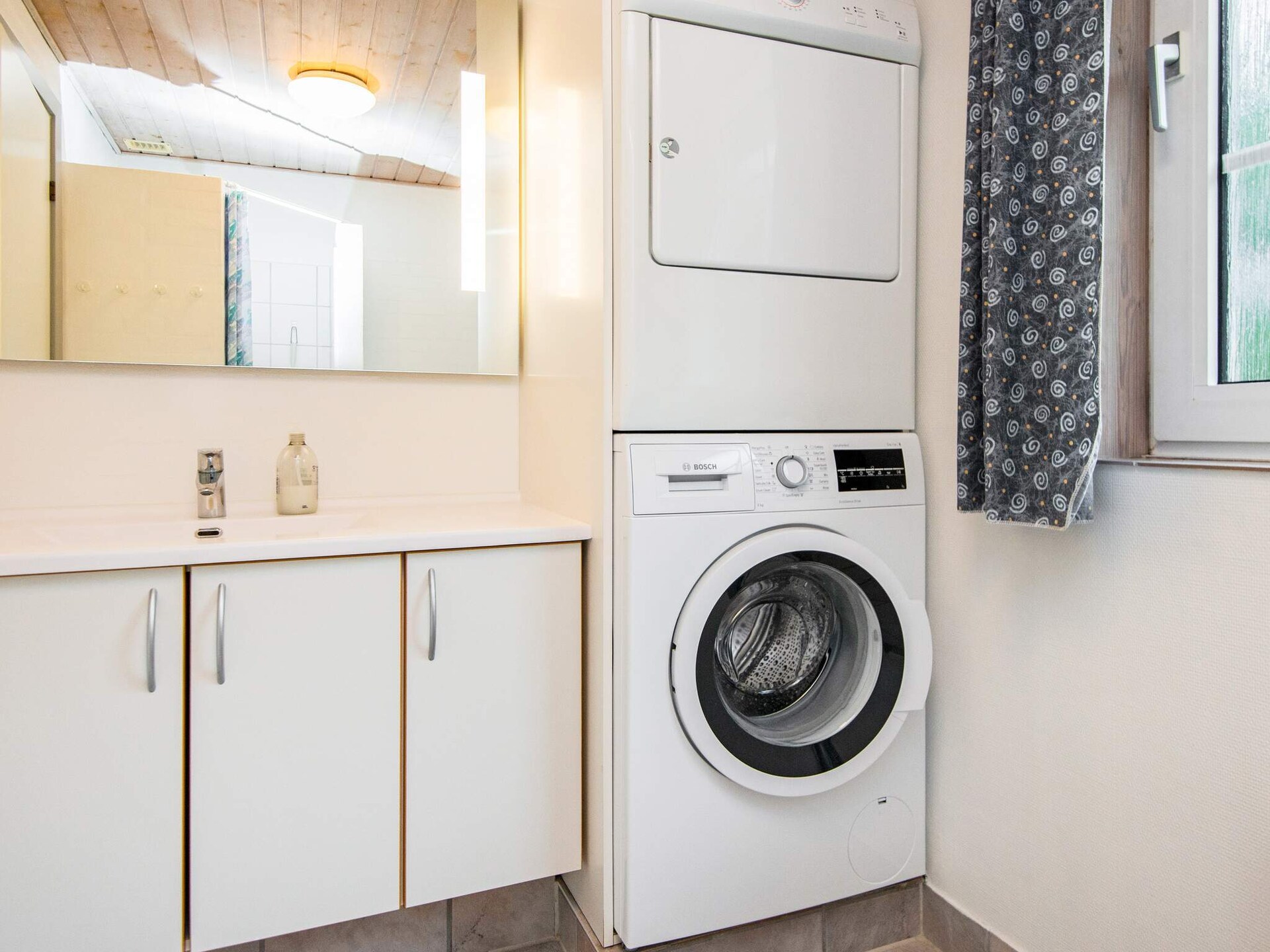 Ruim vakantiehuis met privézwembad, sauna & whirlpool bij Oksbøl - foto 24
