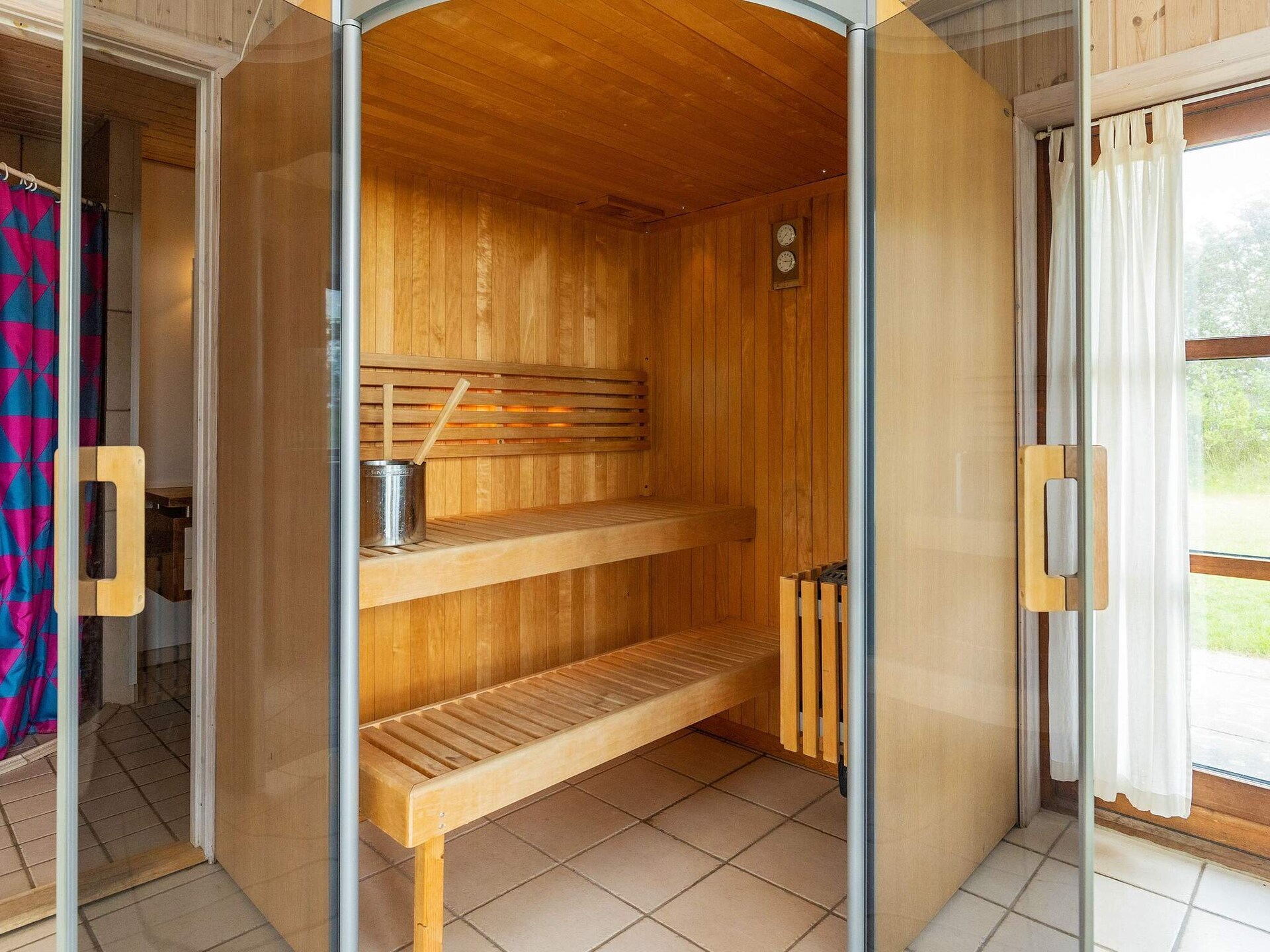 Ruim vakantiehuis bij Løkken met whirlpool, sauna en activiteitenruimte - foto 27