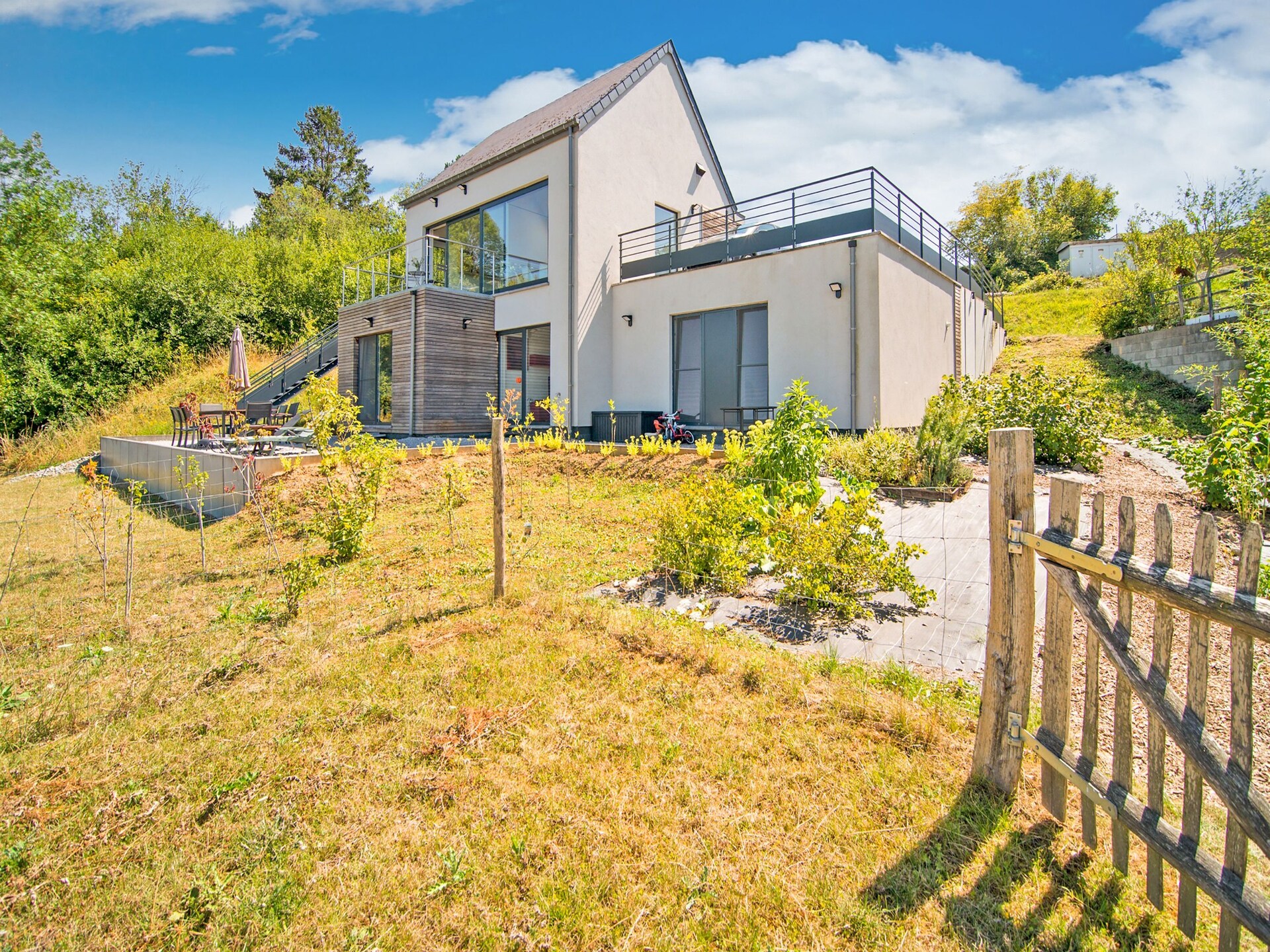 Vrijstaand vakantiehuis met panoramisch uitzicht in de bossen van Viroinval - foto 7