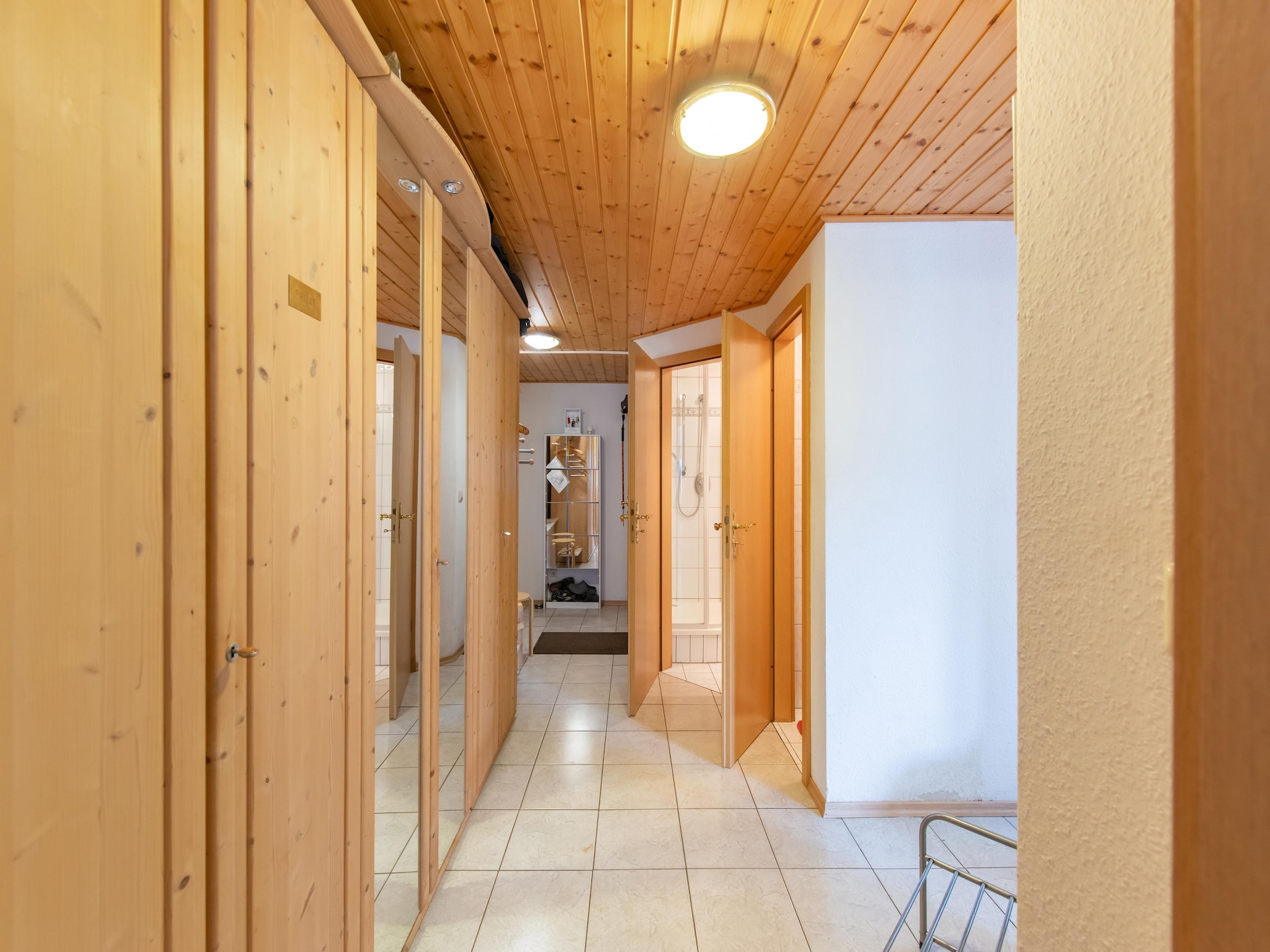 Modern appartement Tauplitz met wellness, terras en skilift op 700m - foto 11