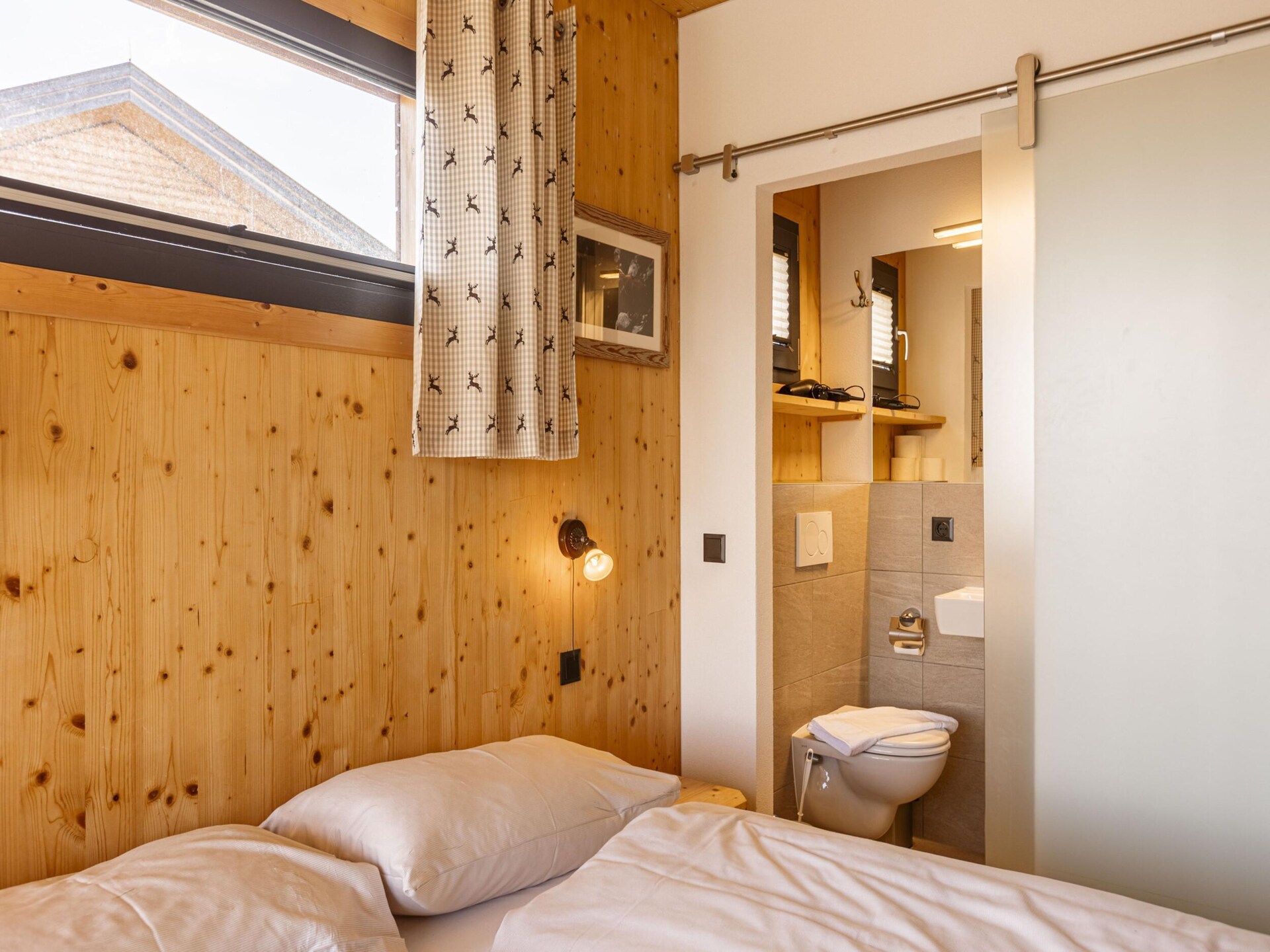 Luxe chalet direct aan de piste met sauna en Dachstein uitzicht - foto 14